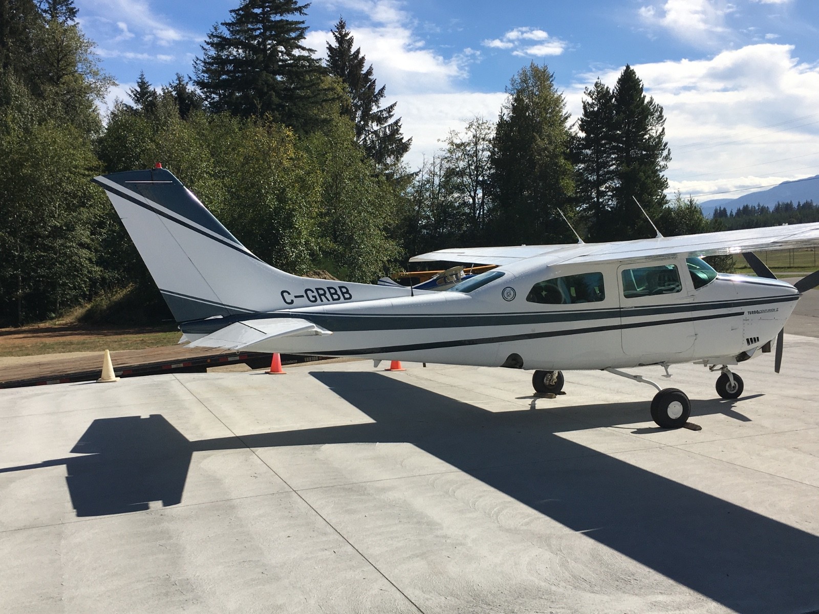 1976 Cessna 210