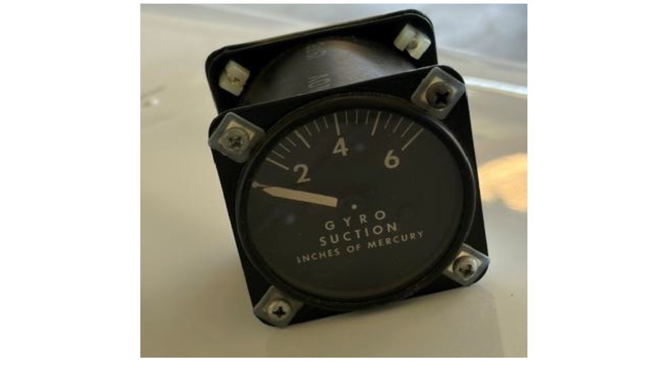 Dakota Airborne Piper PA-28-236 Gyro Suction Gauge