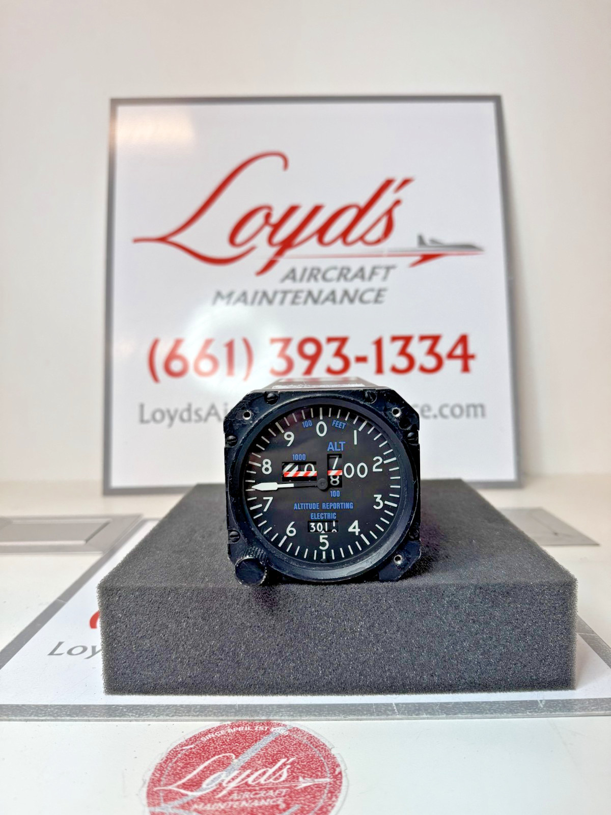 ENCODING ALTIMETER EA-801A PN: 43300-61288