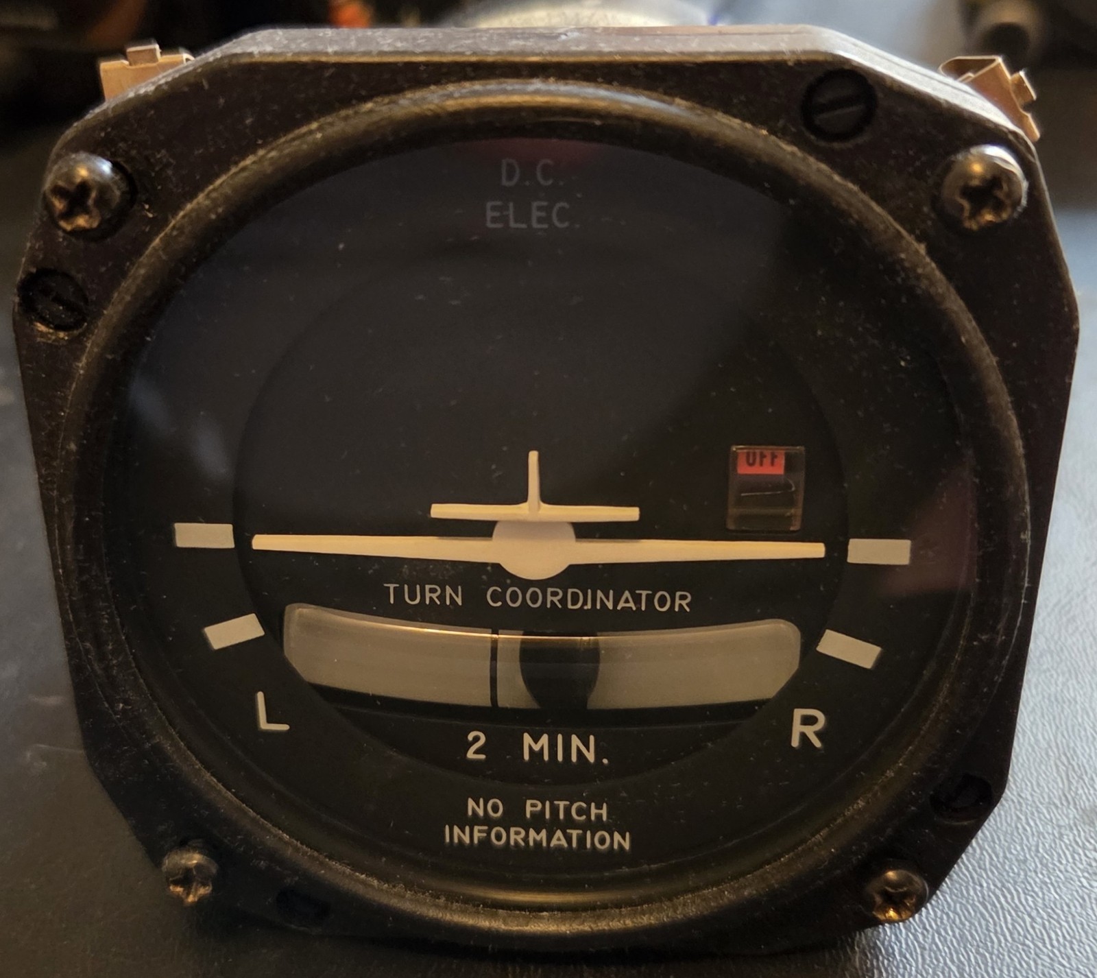 Mid-Continent Turn Coordinator 1394T100-1