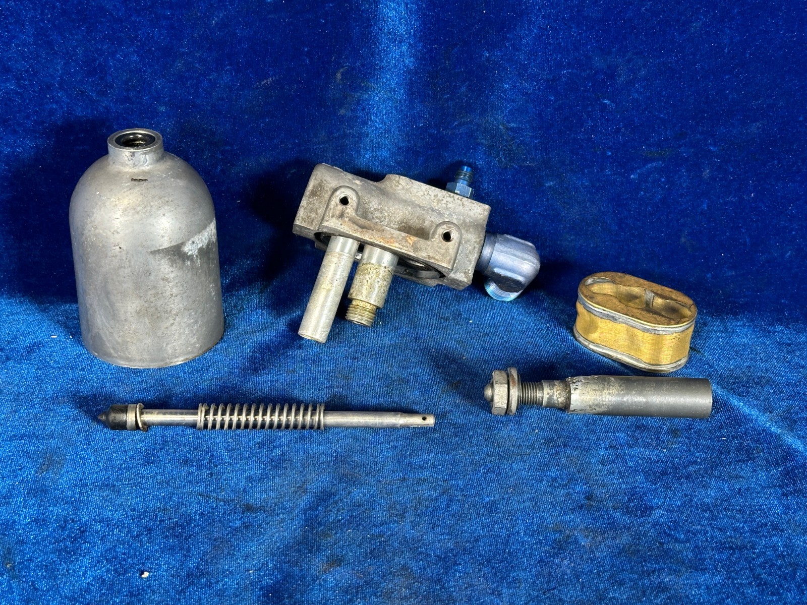 Cessna STRAINER ASSY - FUEL P