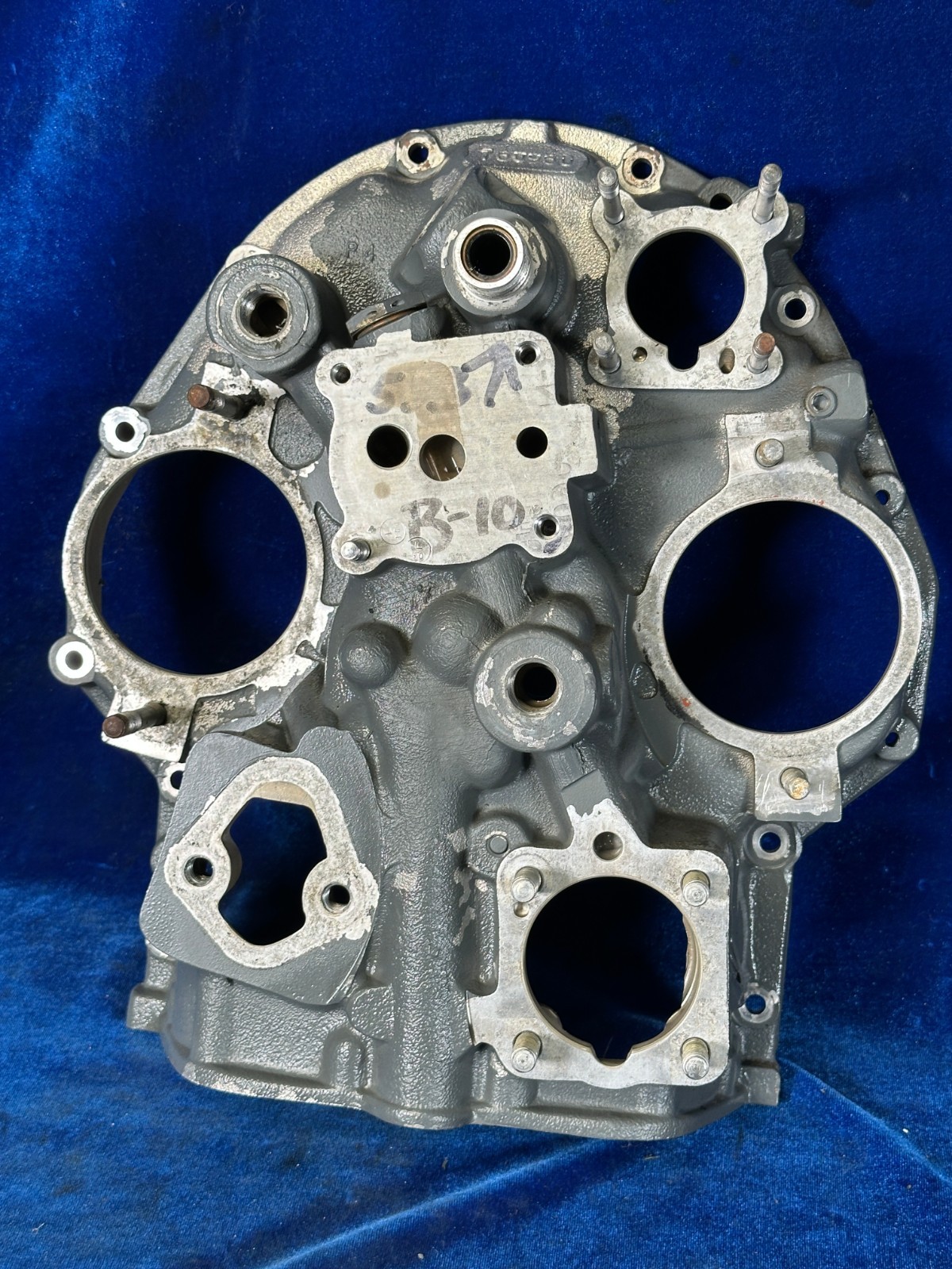 Lycoming O-320E2A HOUSING ASSY - ACESSORY