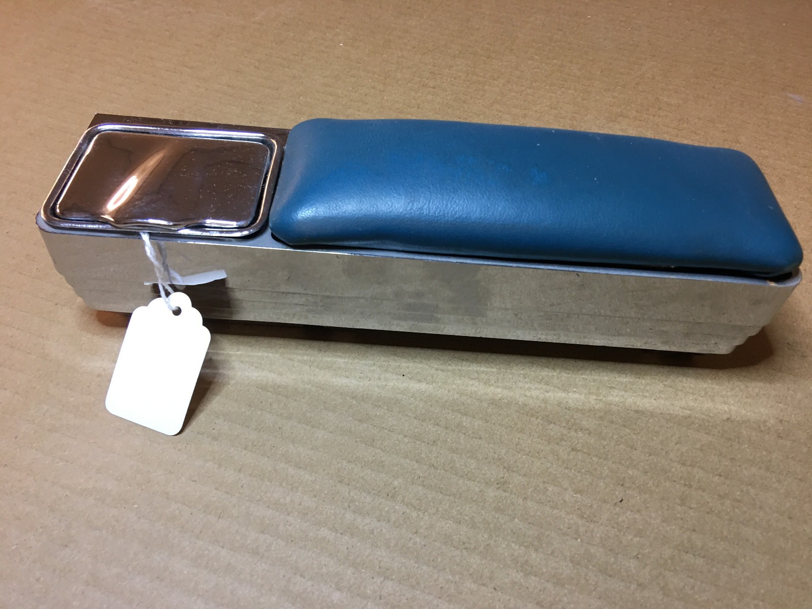 Piper Armrest Door Right Housing Assembly 66710