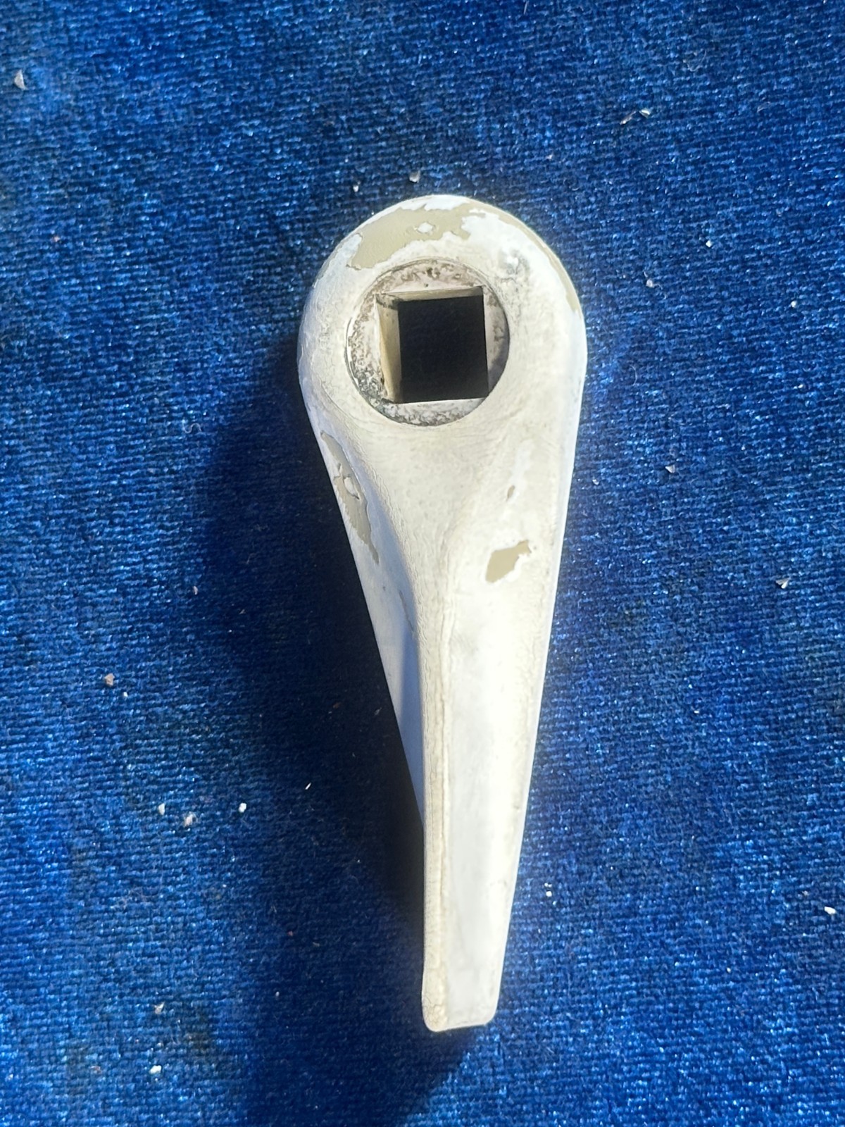 Piper PA 28-140 HANDLE - DOOR