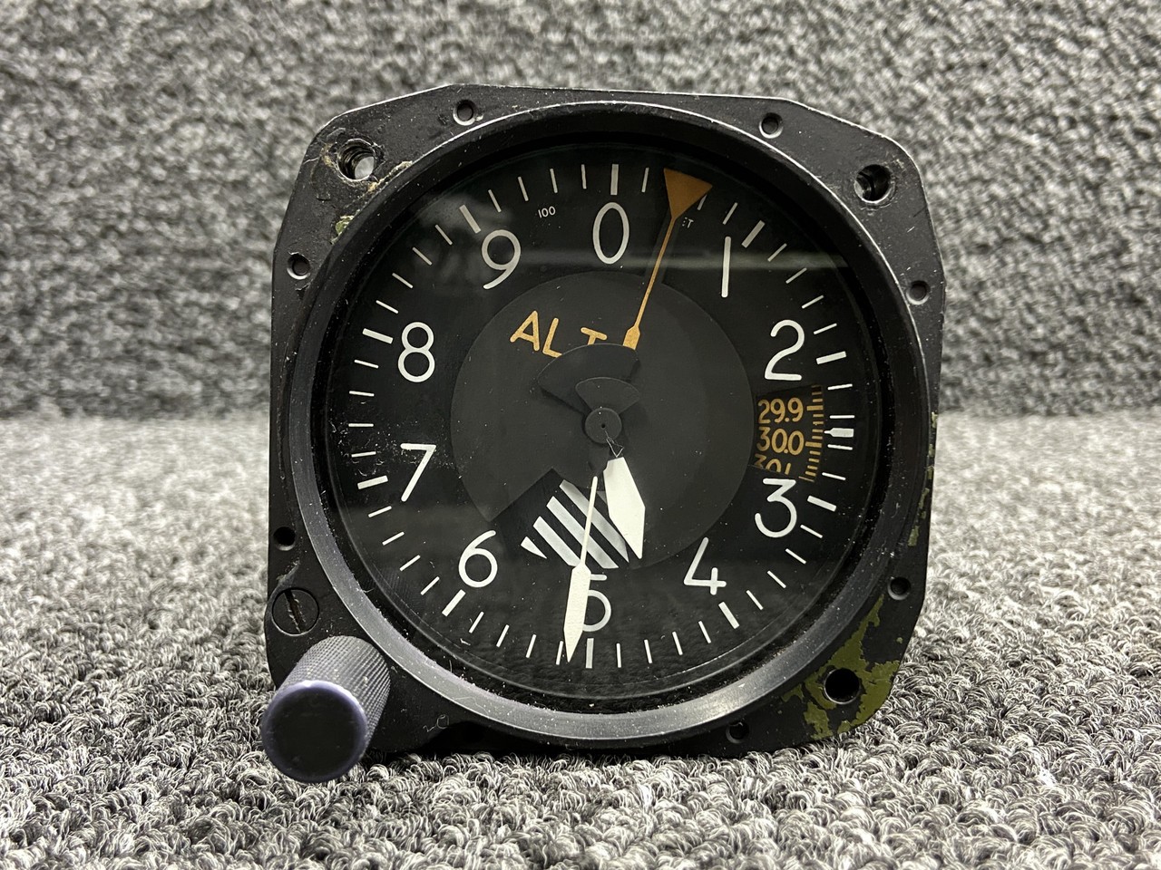 Aerosonic 101735-011002 Altimeter Pressure Indicator