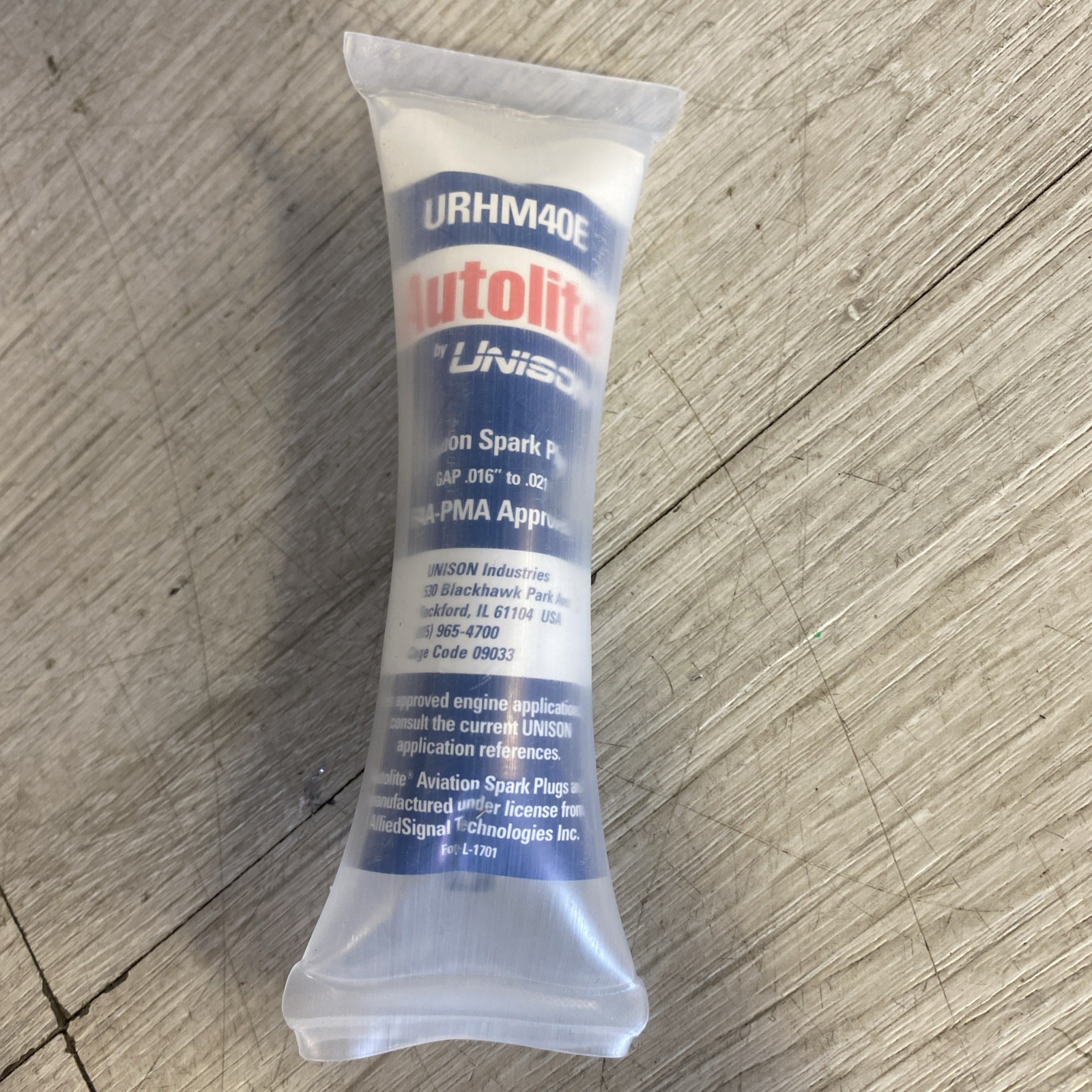 Autolite UNISON AIRCRAFT SPARK PLUG PN: URHM40E