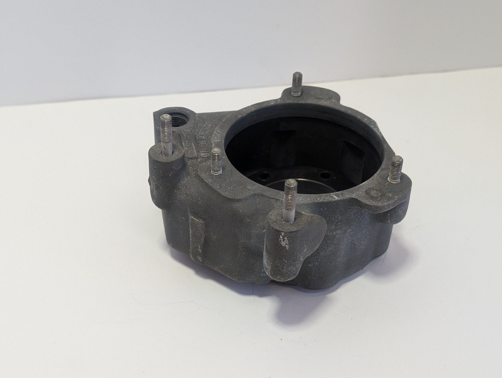 Bell Helicopter 206-040-236-5 Housing (Part from 206-040-230-13)