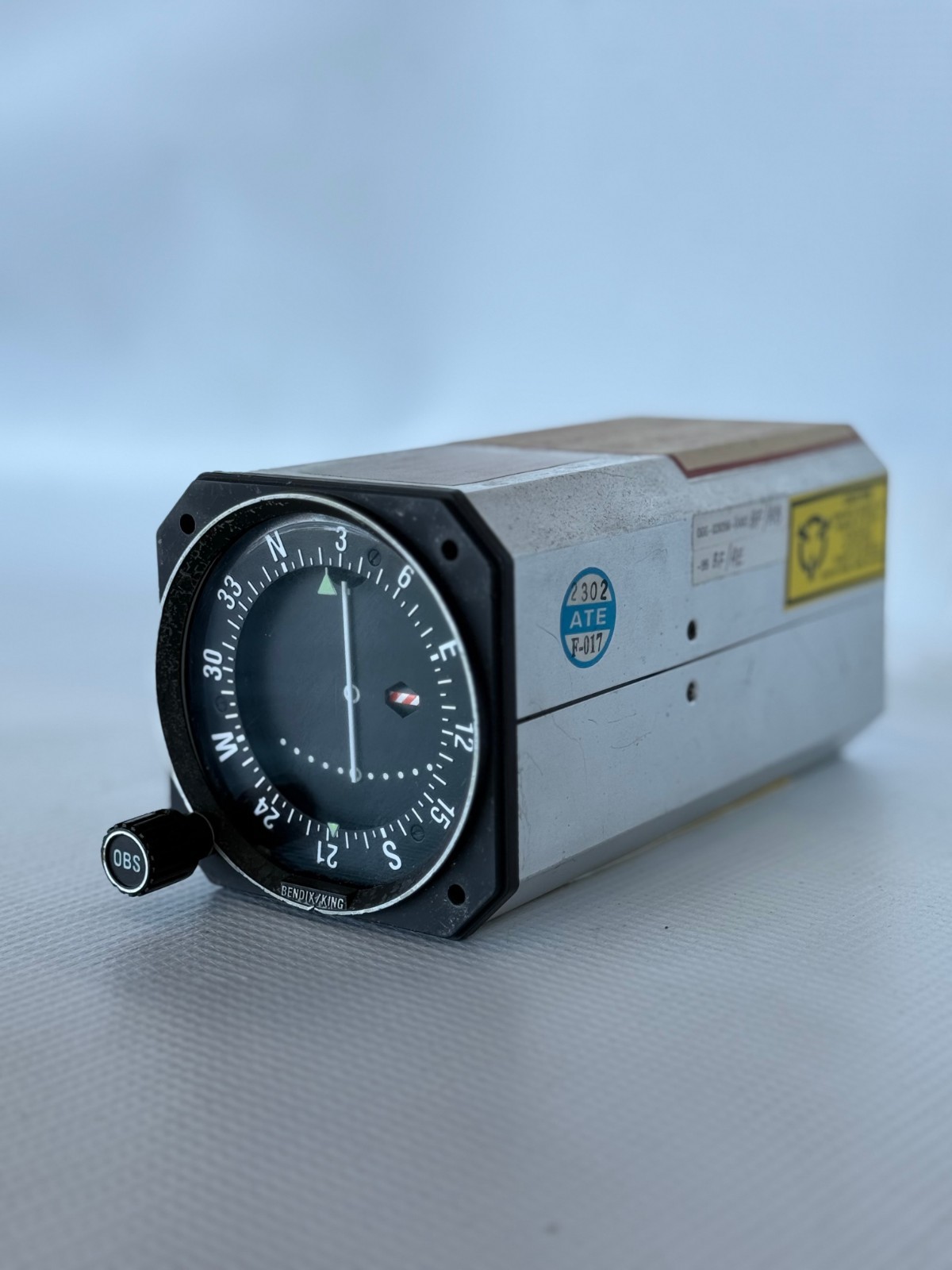 Bendix King 066-3056-02 KI-208 VOR-LOC Indicator