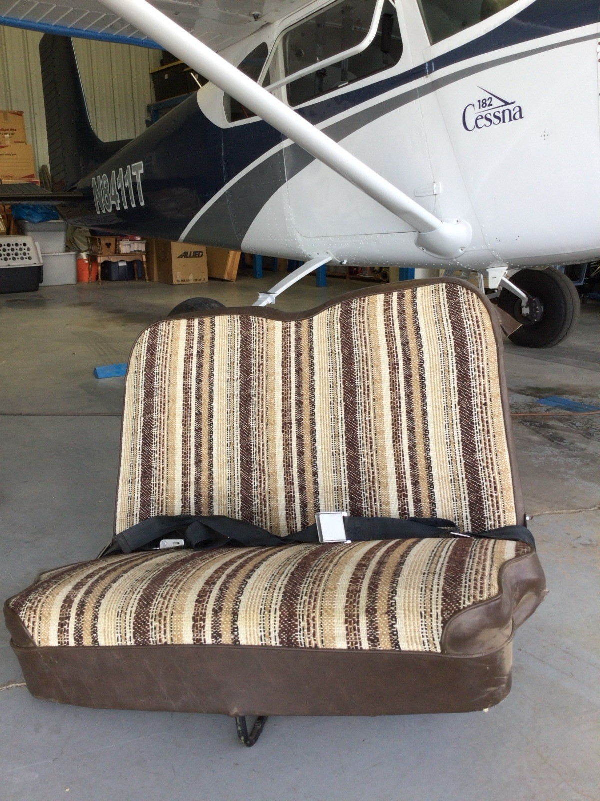 Cessna 182