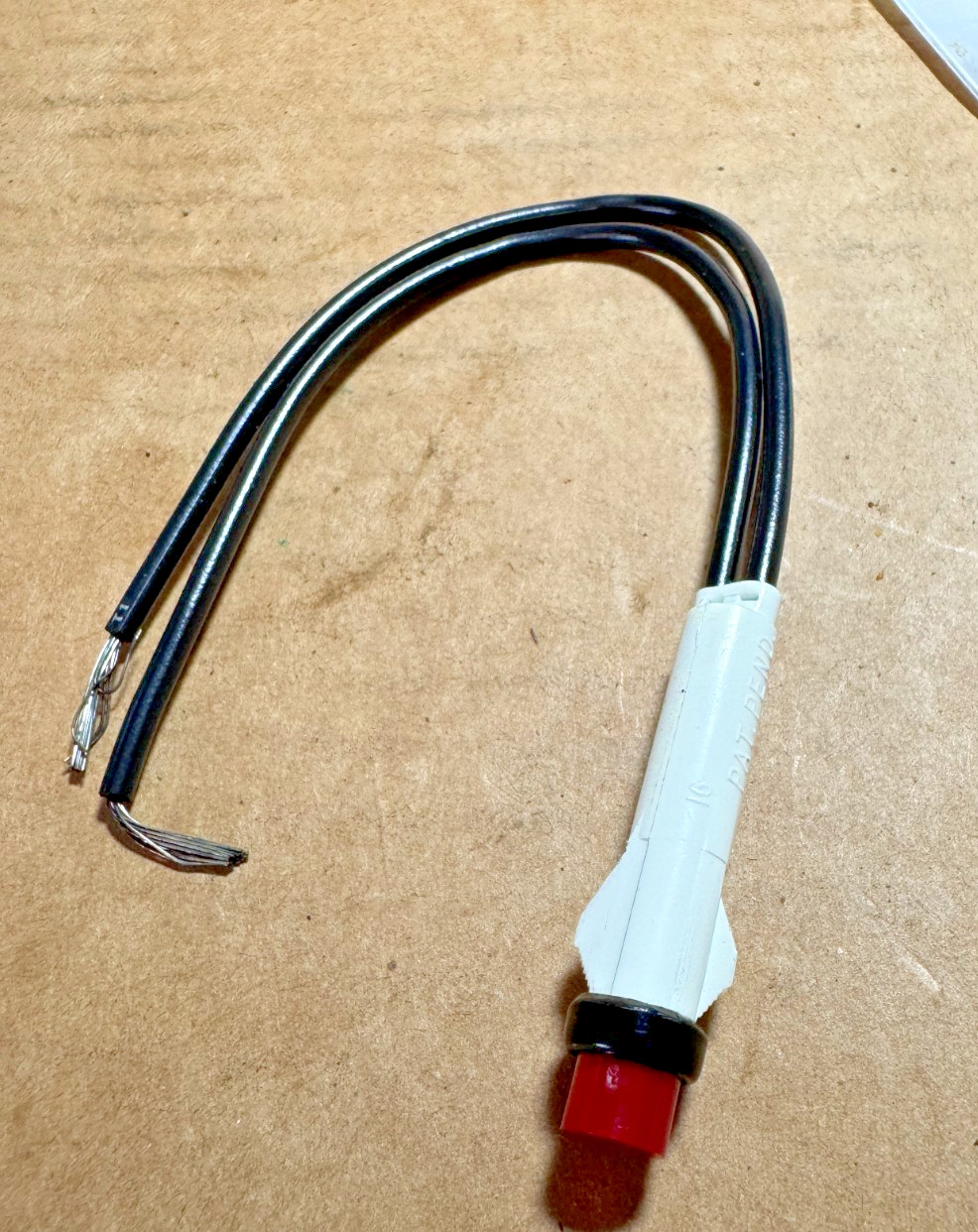 Cessna 2519-1 Overvoltage Light NEW SURPLUS