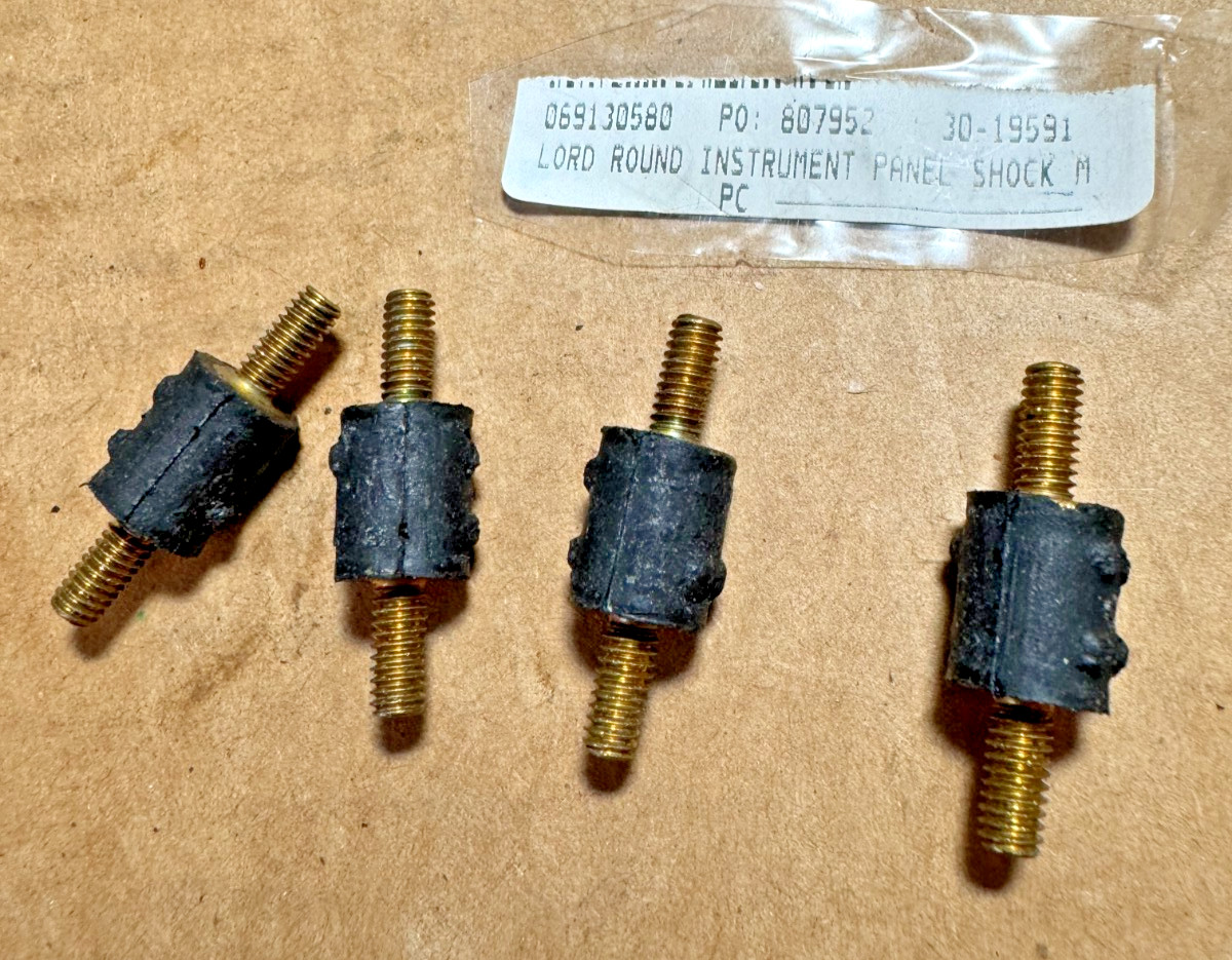 Cessna 30-19591 Instrument Panel shock mounts