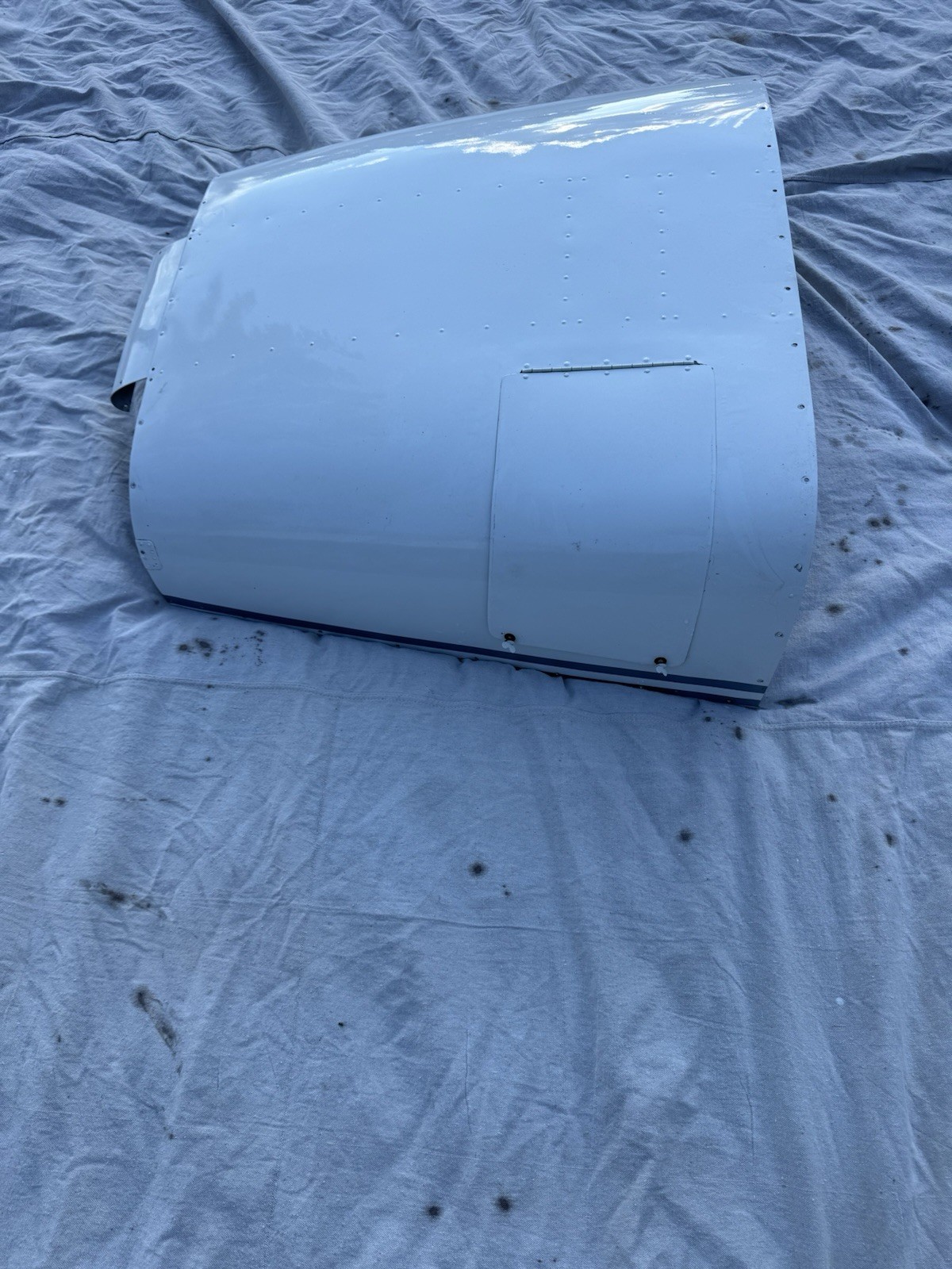Cessna Aircraft Parts 0552010-53 Cessna 172D Upper Cowling