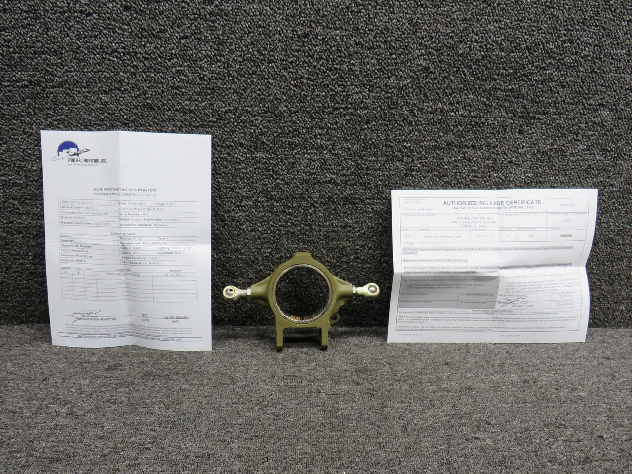Cessna Aircraft Parts 0743011-4 Cessna 172B Nose Gear