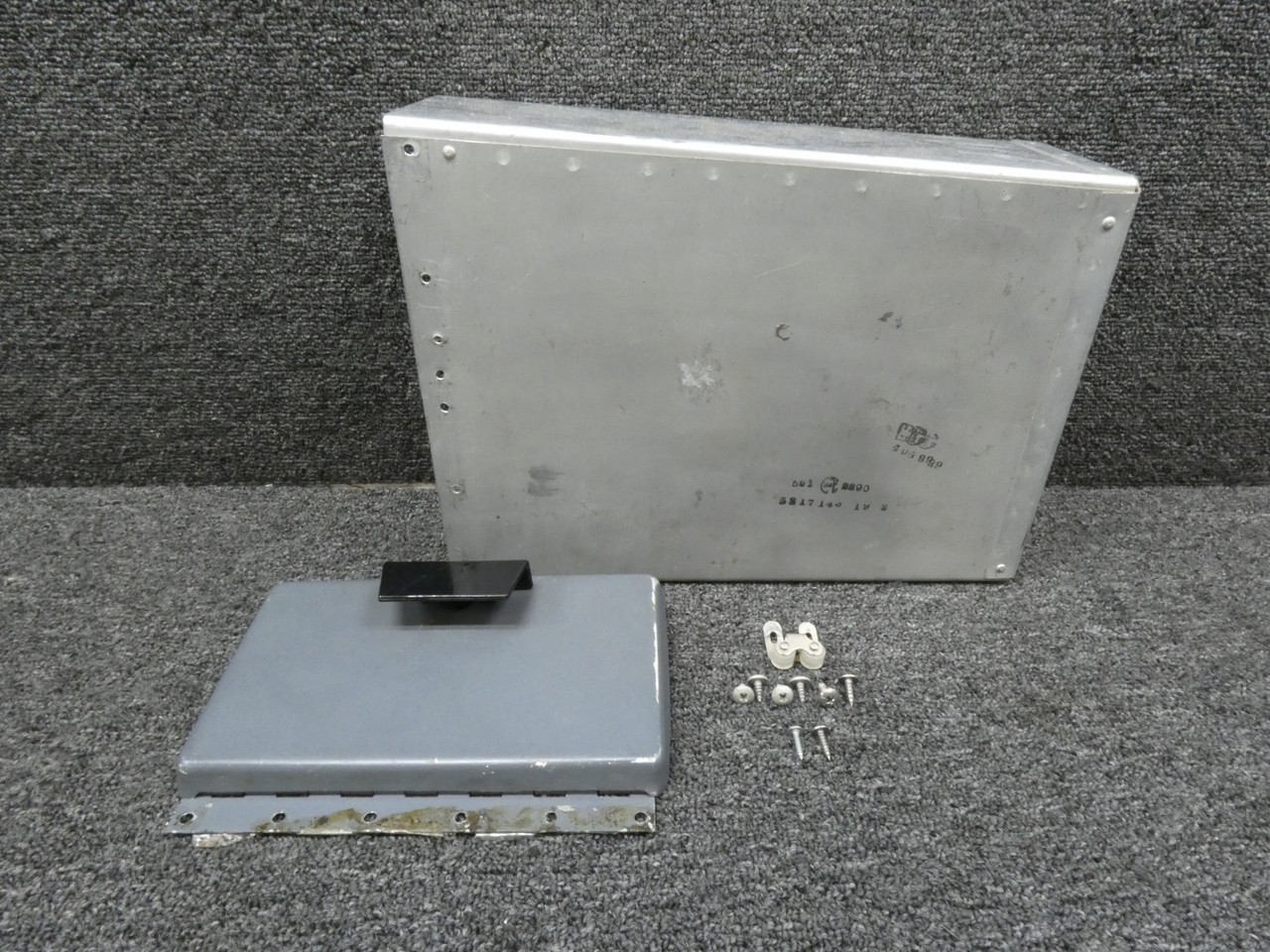 Cessna Aircraft Parts 5217143-19 Cessna 421C Glove Box