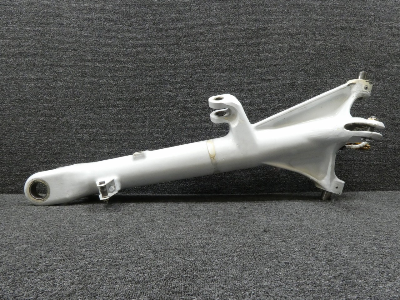 Cessna Aircraft Parts 5941100-13 Cessna 421C Main Landing