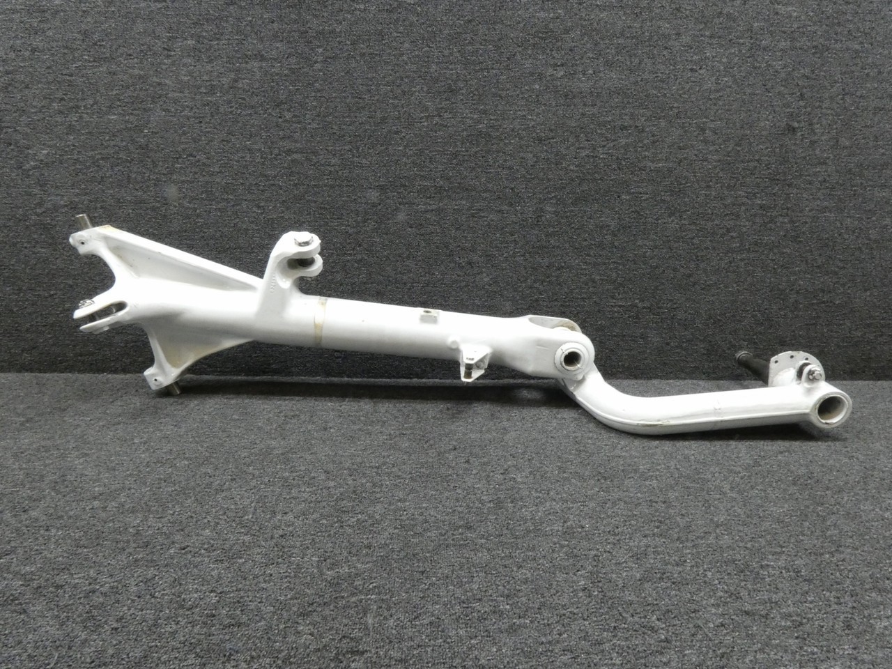 Cessna Aircraft Parts 5941100-16 Cessna 421C Main Landing