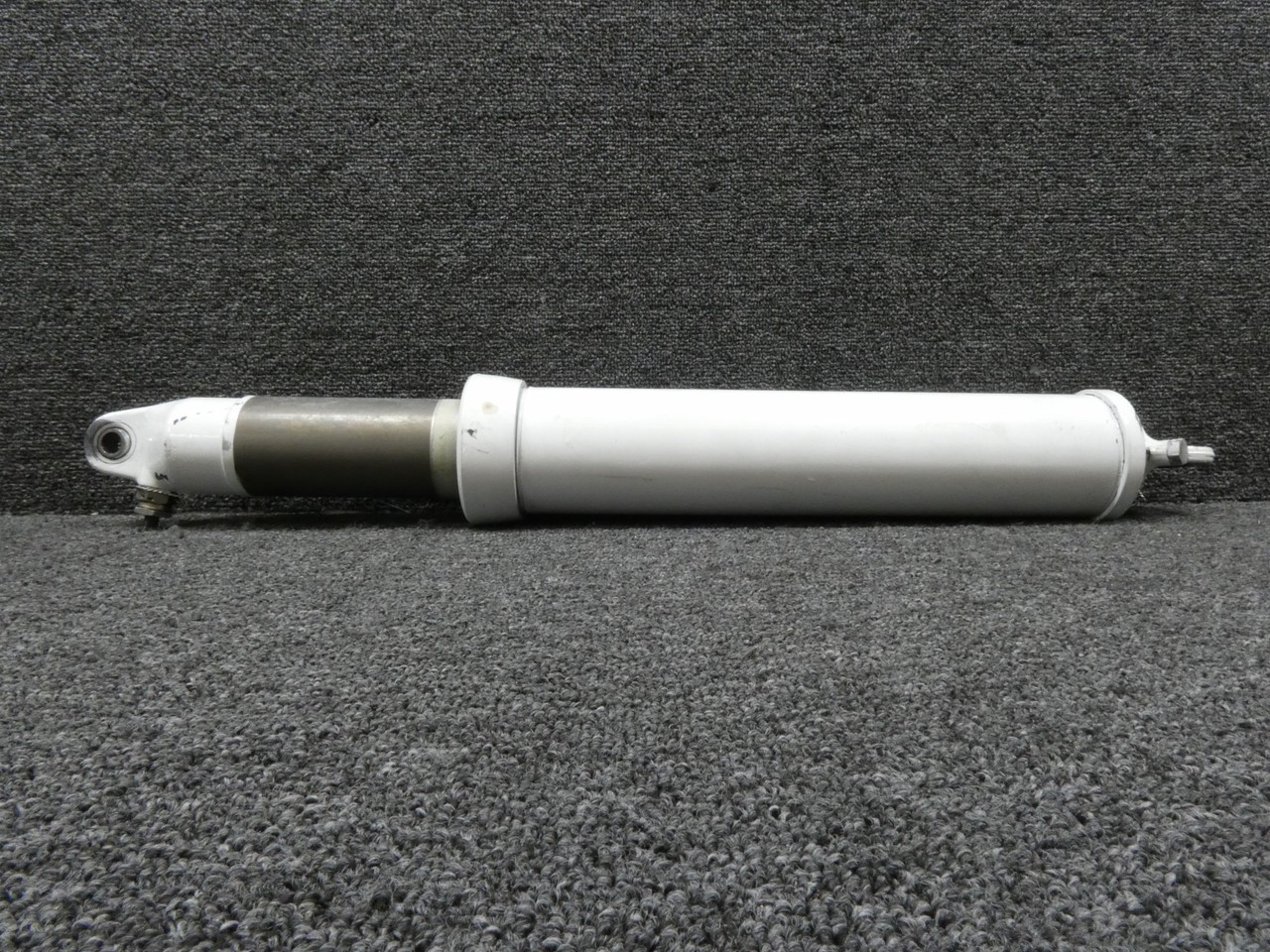 Cessna Aircraft Parts 5941130-2 Cessna 421C Oleo Strut