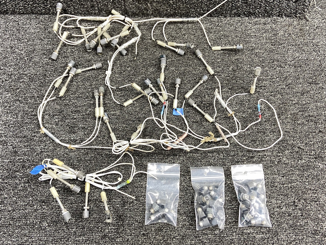 Cessna Aircraft Parts CM2990G1, CM2990G2 Cessna 421B Instrument