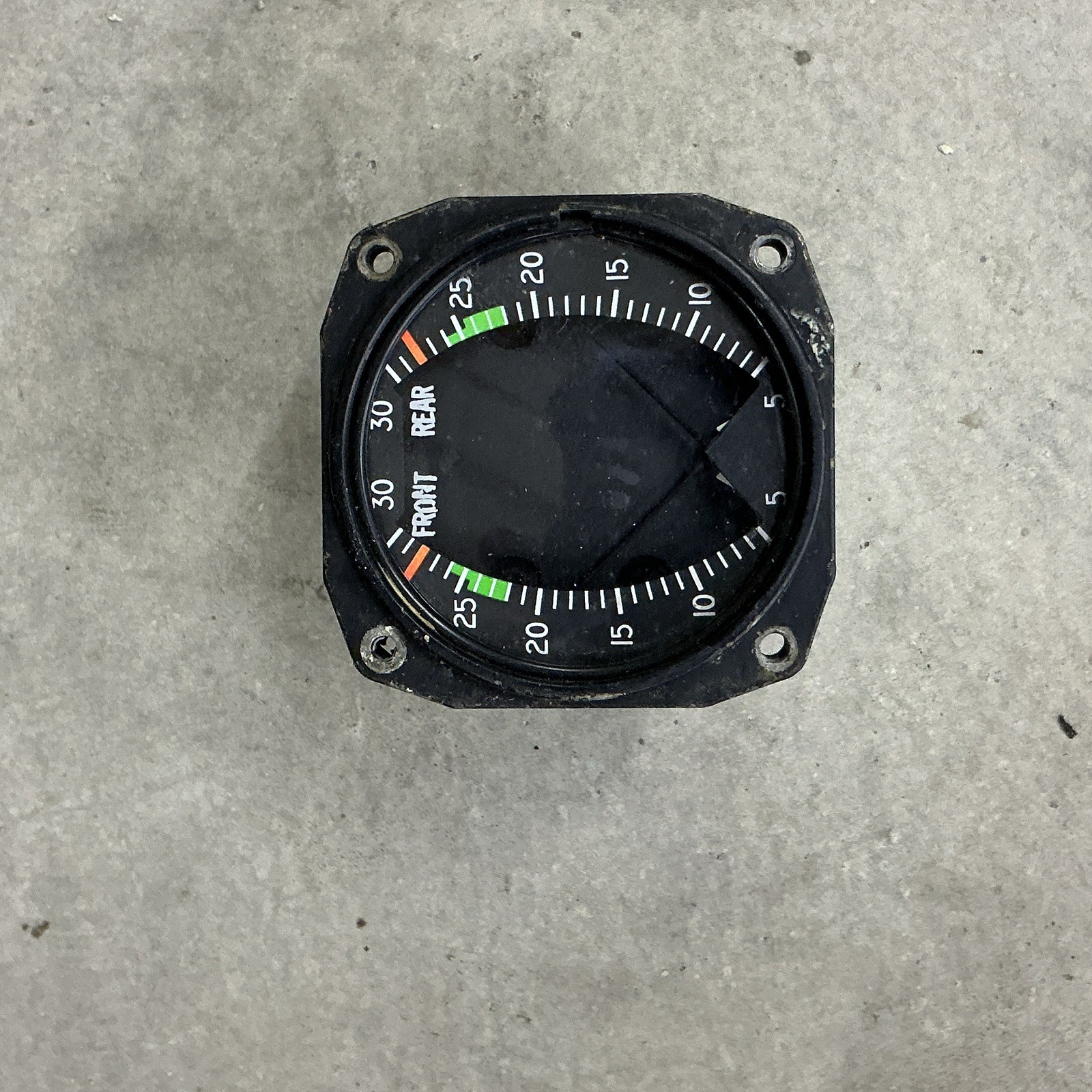 Cessna P337 RPM Gauge
