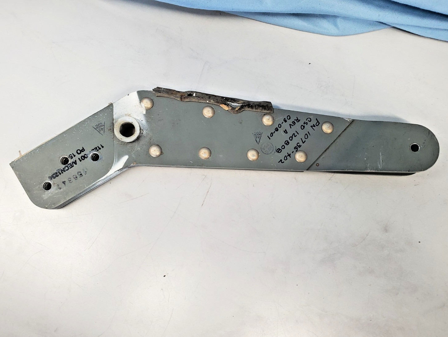 Cirrus Flap Hinge Outboard RH P