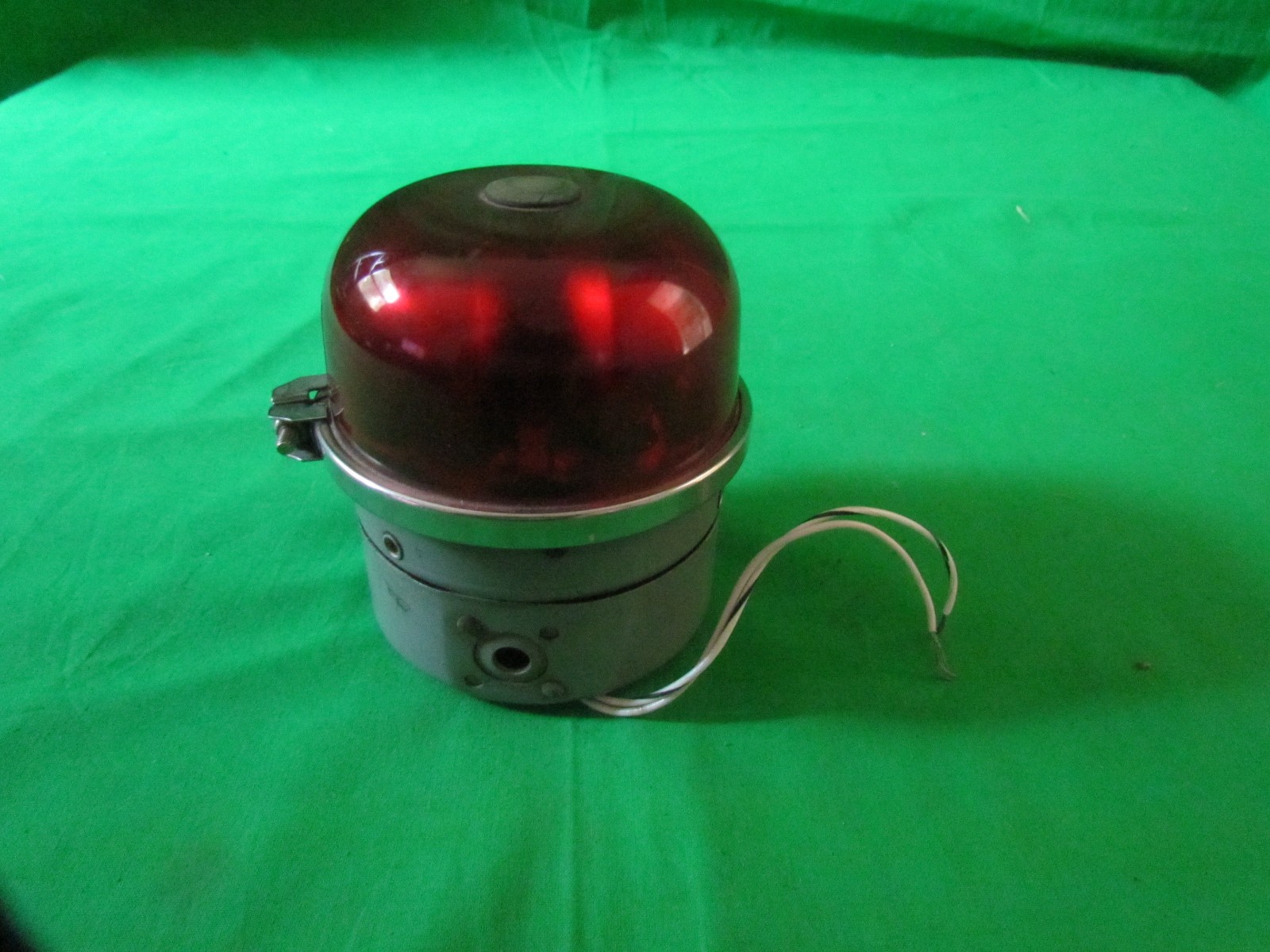 Grimes G-7740A-9-24 Rotating Beacon Strobe Light