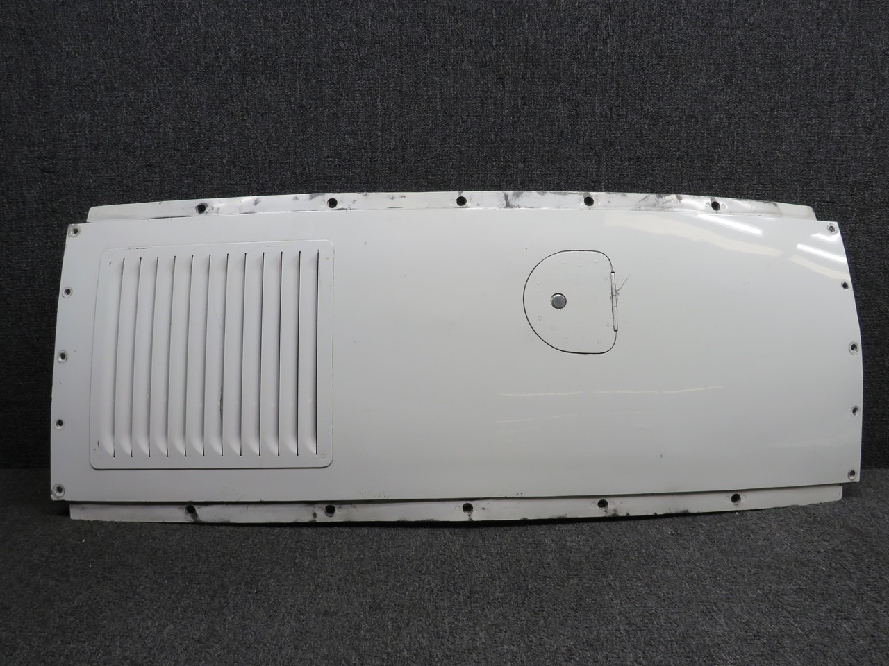 Piper Aircraft Parts 67995-002 Piper PA34-200T Engine Cowl