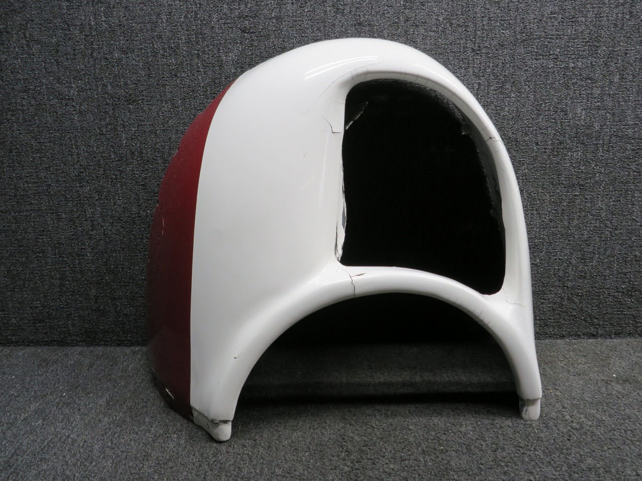Piper Aircraft Parts 67998-003 Piper PA34-200T Nose Cowl RH