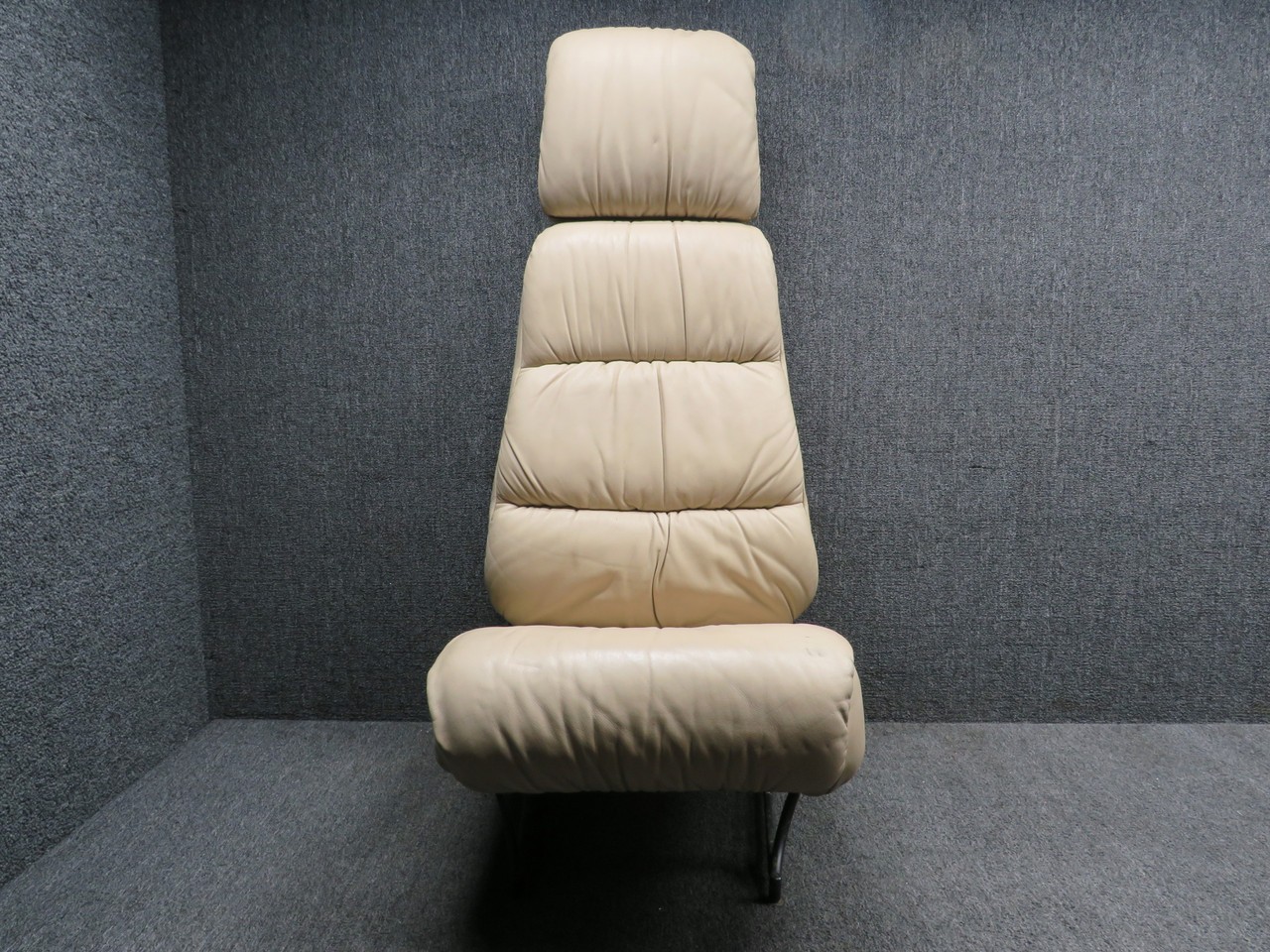 Piper Aircraft Parts 79479-002 Piper PA34-200T Rear Seat