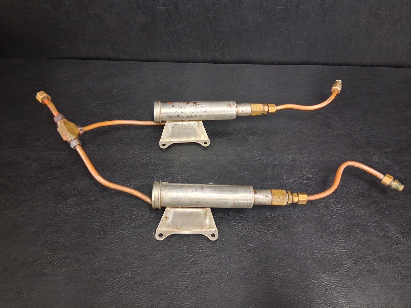Piper J5A Brake Master Cylinders (Stevens