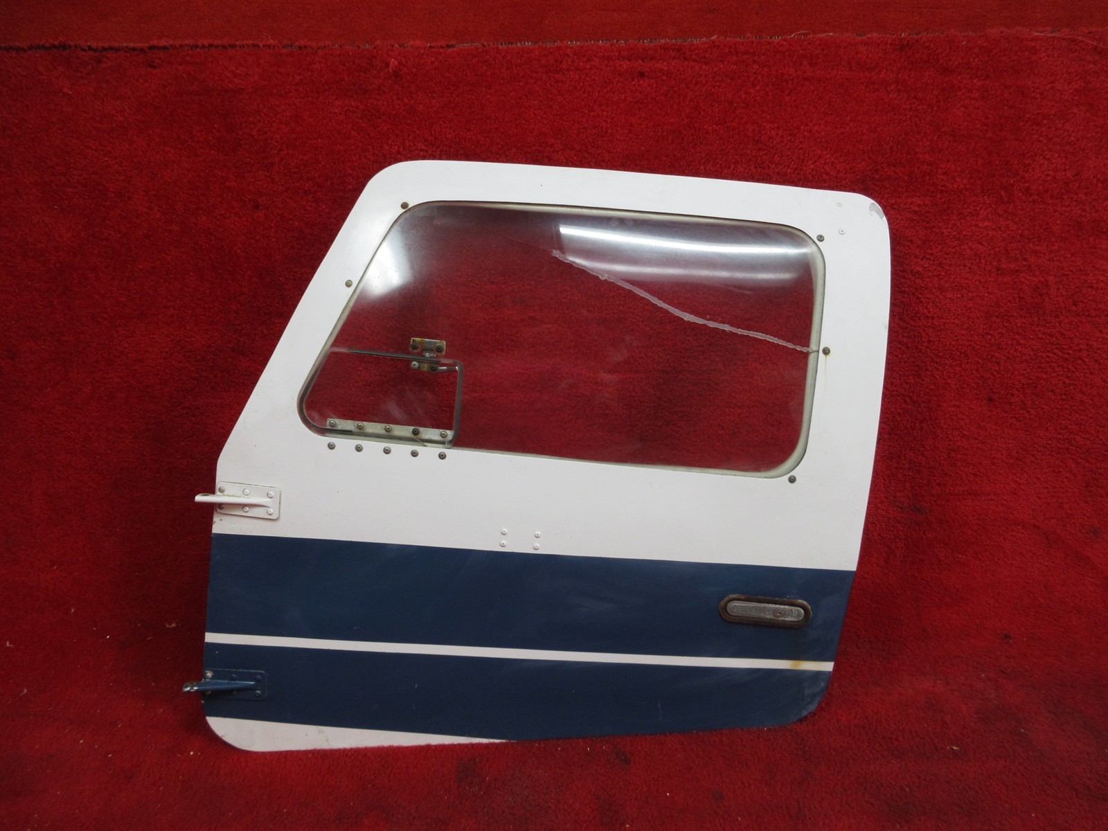 Unbranded Beechcraft 76 Duchess LH Cabin