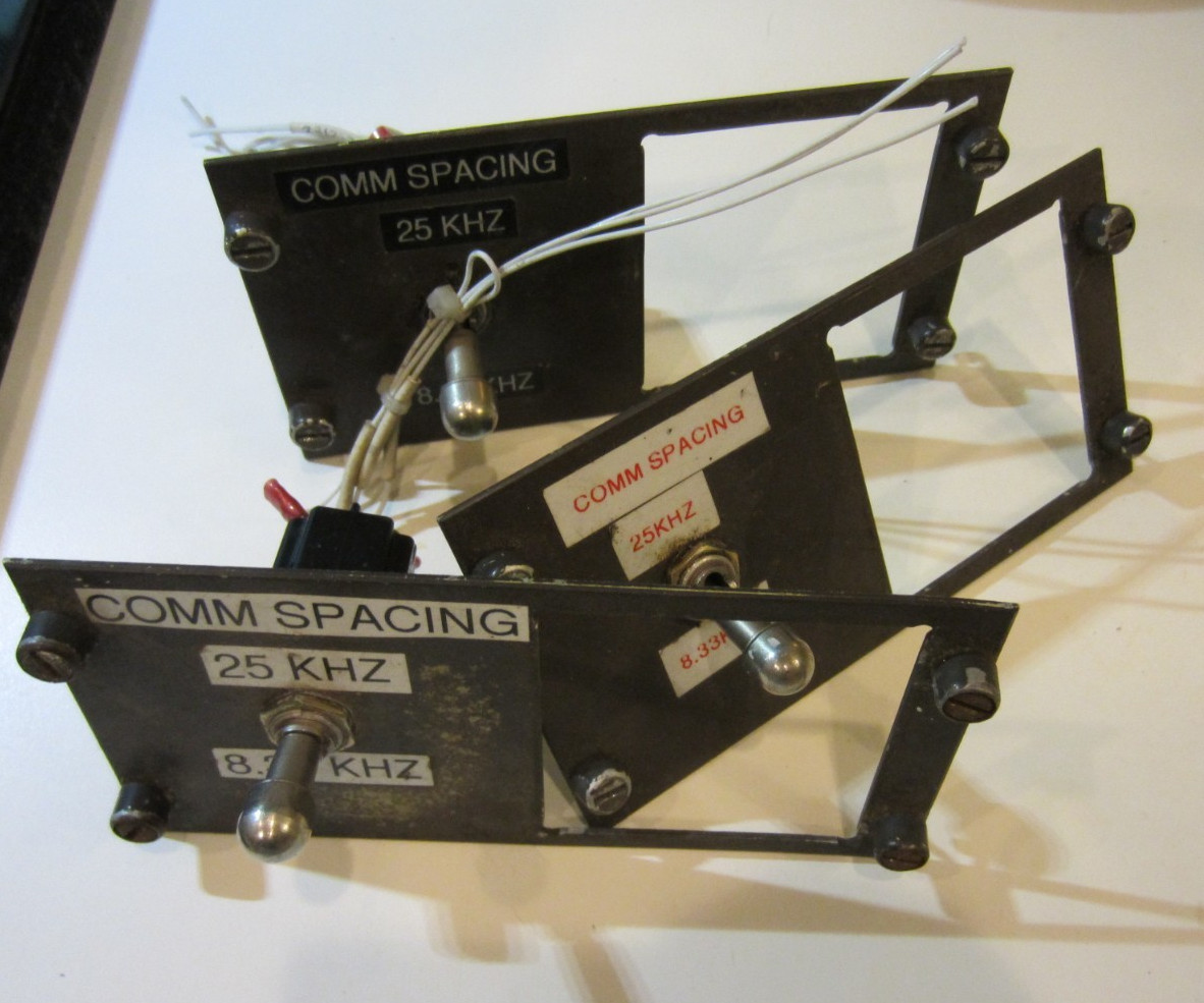 Unknown AIRCRAFT PARTS LOT OF 3