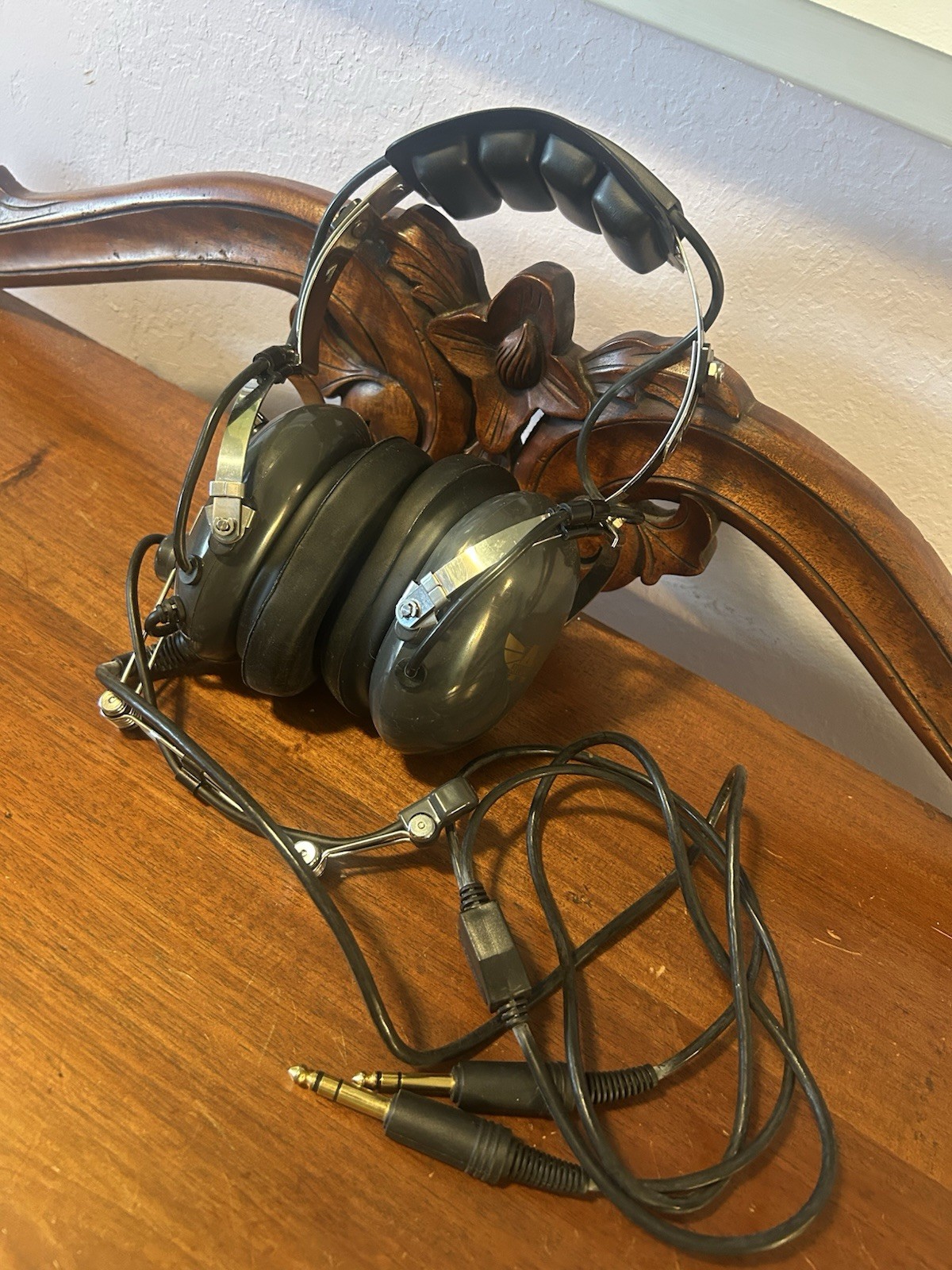 Avcomm Aviation Communications Inc AC-200 Headset