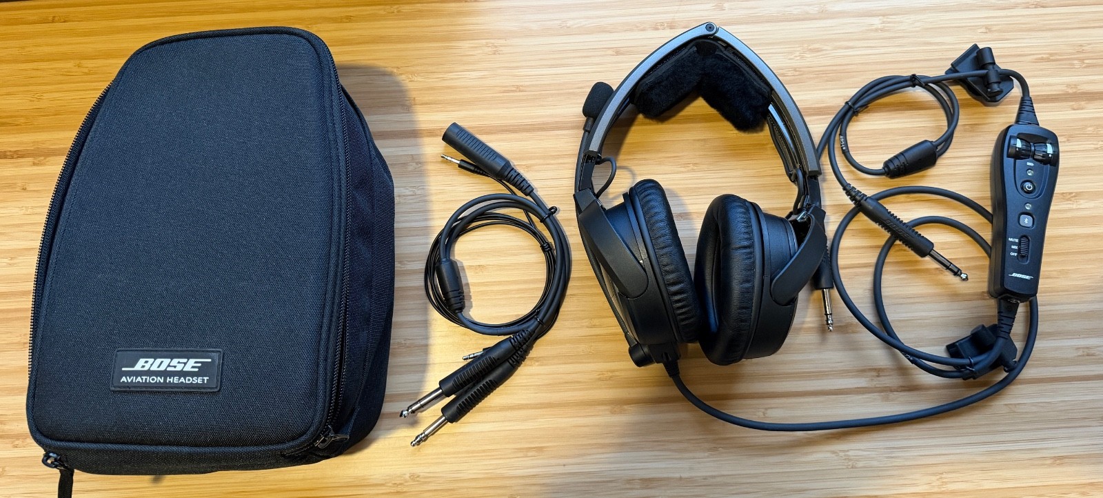 Bose A20 Aviation Headset Bluetooth Dual Plug
