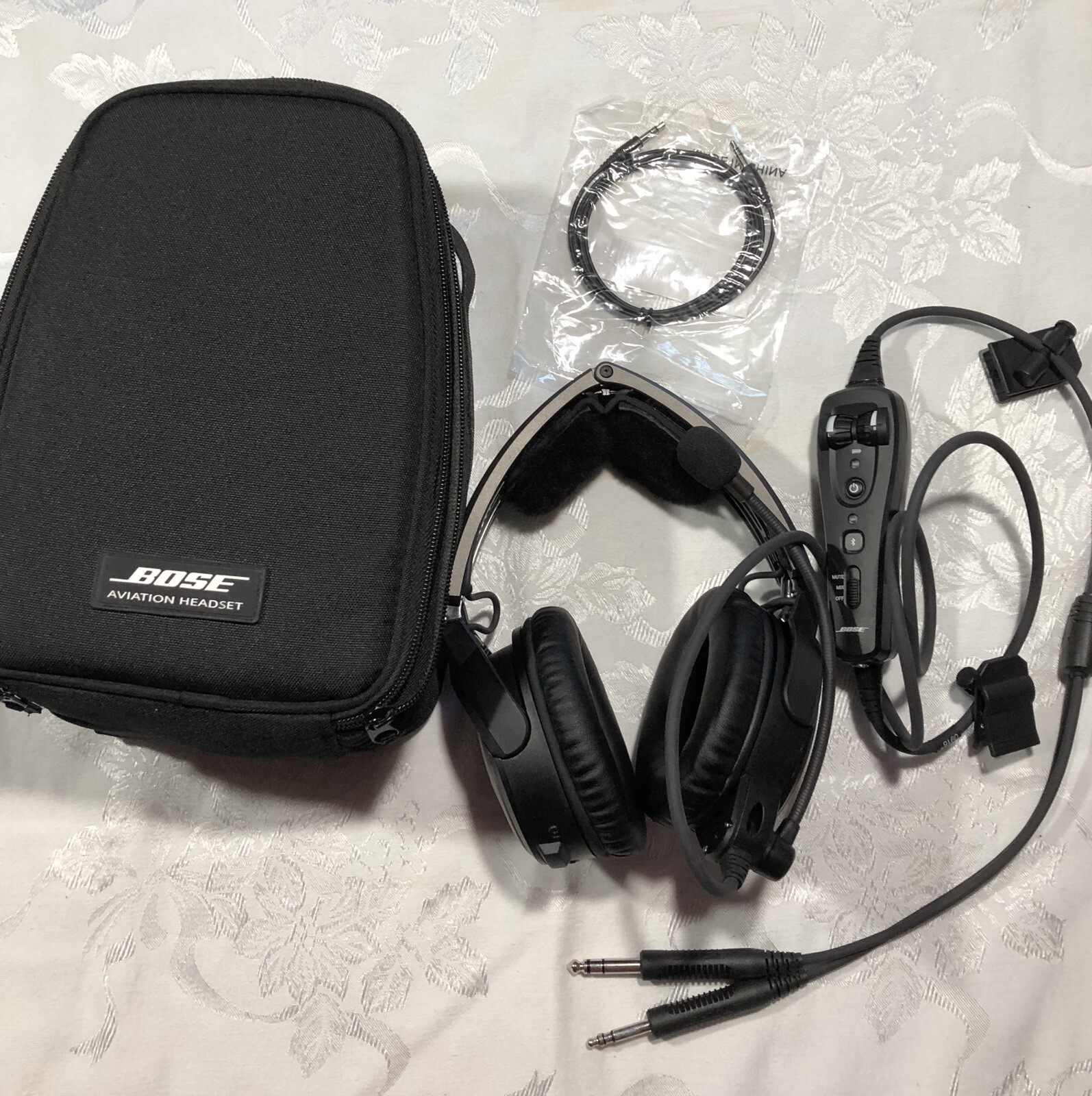 Bose A20 Aviation Headset with Bluetooth