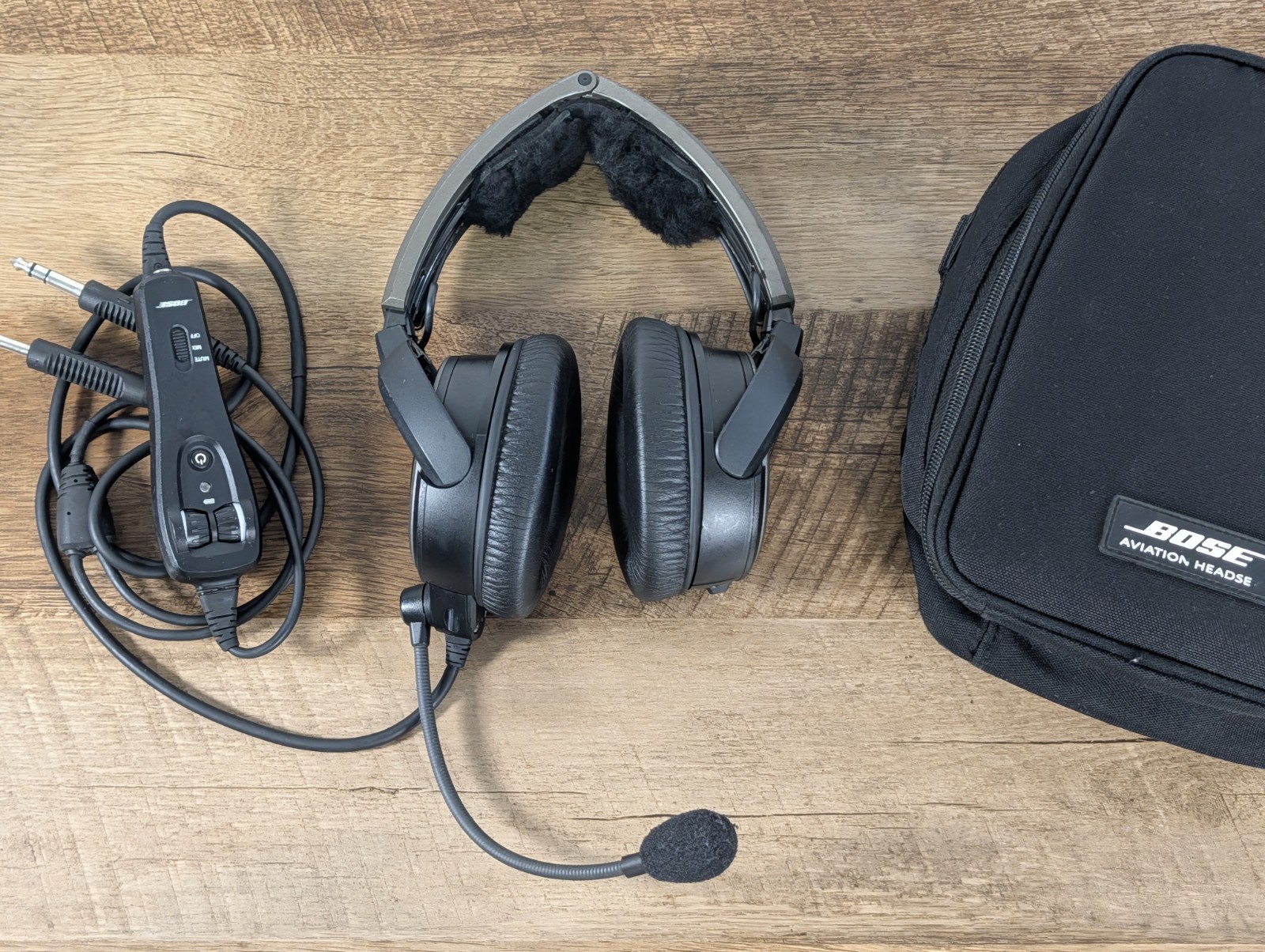 Bose A20 Aviation Headset with Dual