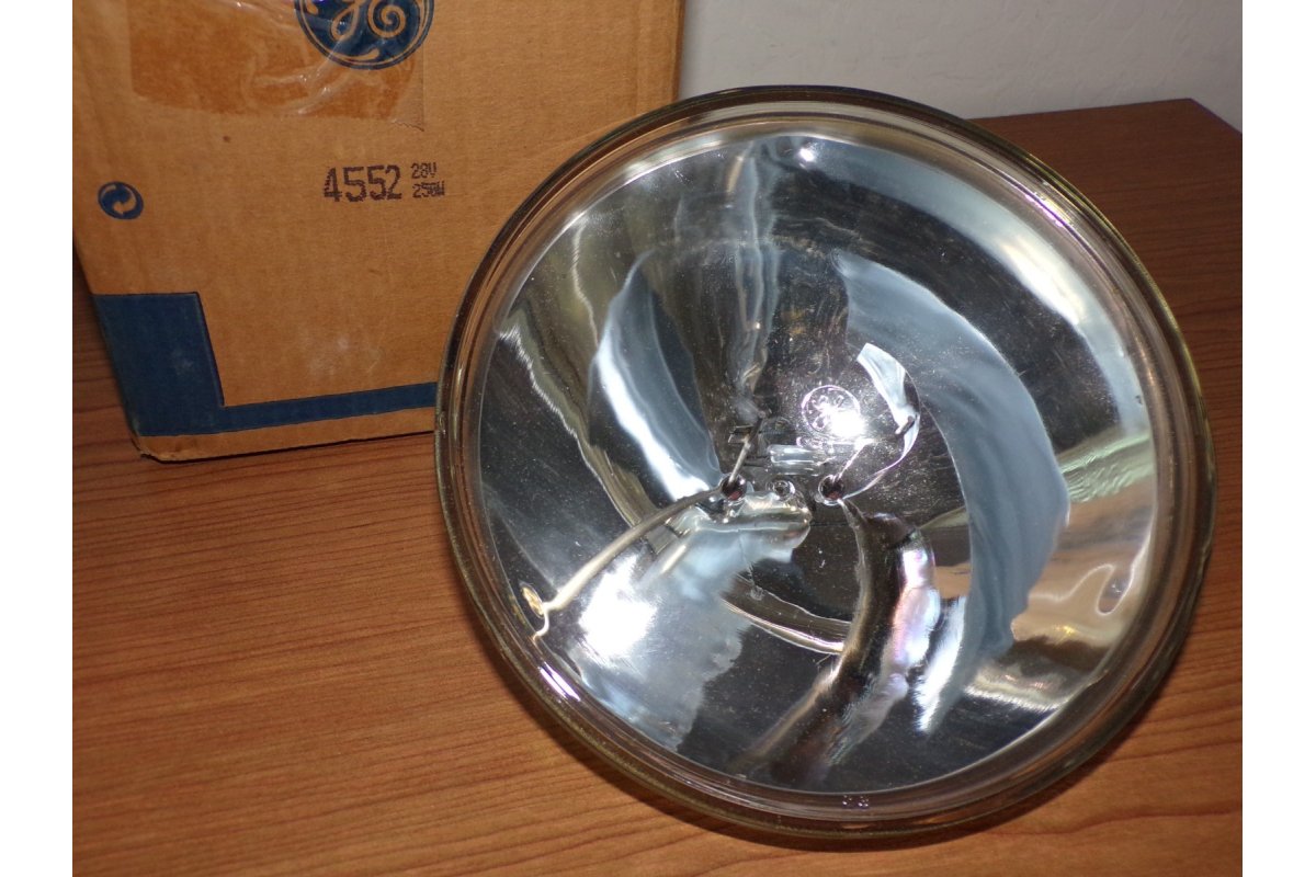 Ge 4552 28V 250W Aircraft Lamp