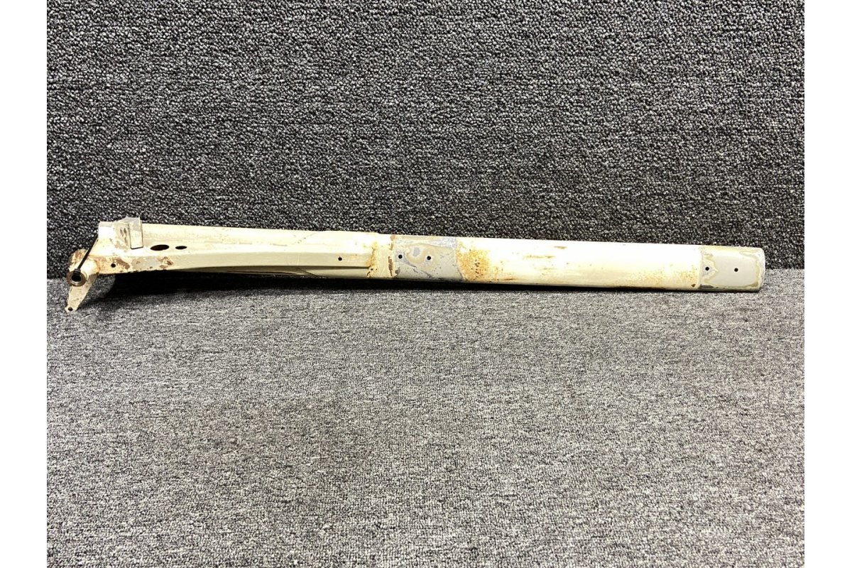 Cessna Aircraft Parts 0811946-25 Cessna 310Q Weld Step Assembly
