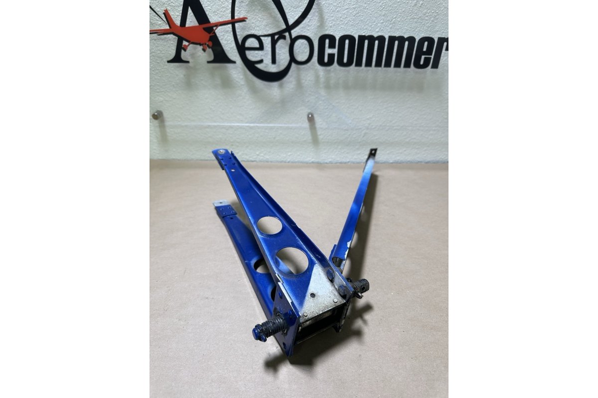 Piper Stabilator Trim Rib Brackets 65245-00