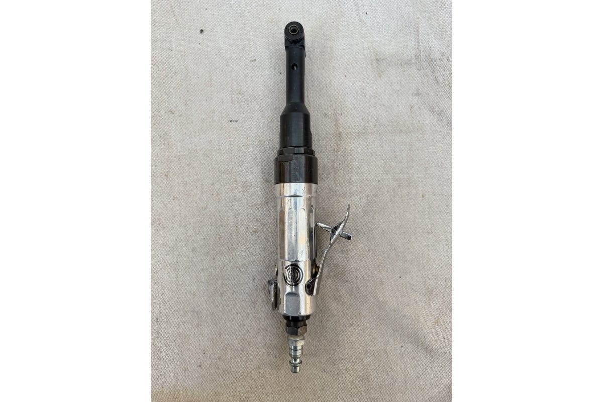 Taylor Tool Pneumatic 90 Deg Threaded