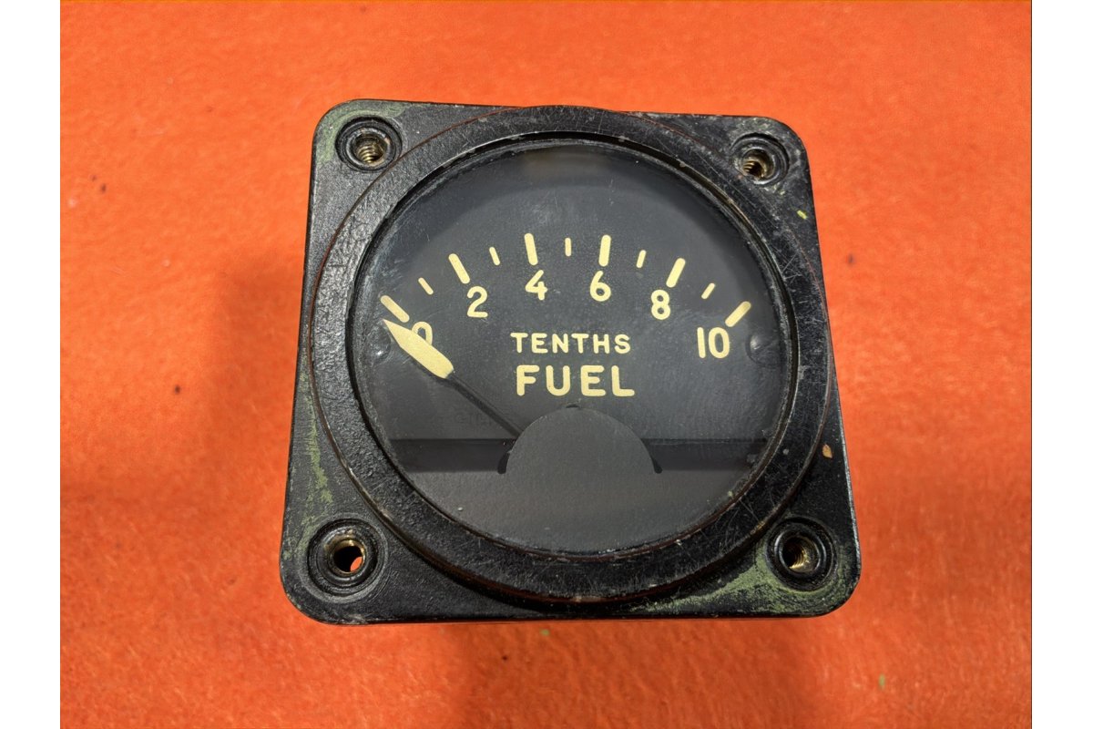 The Liquidometer Corp Vintage Liquidometer Fuel Quantity Indicator