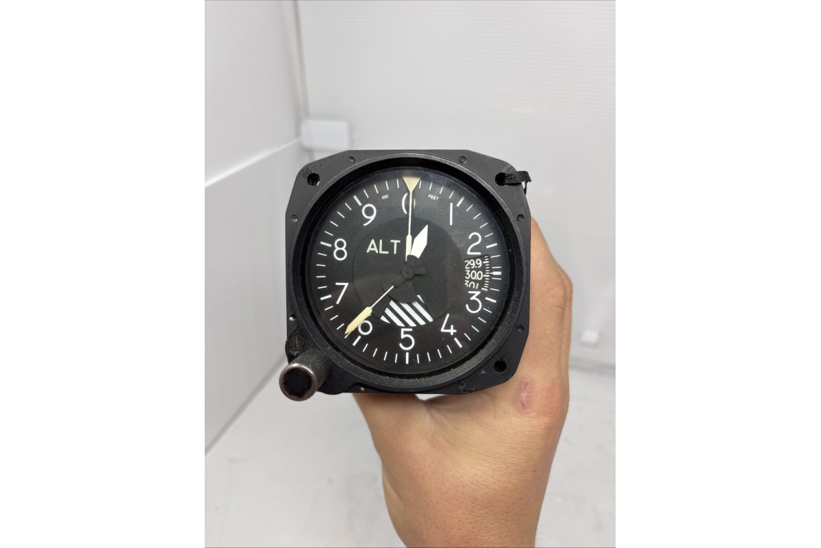 Aerosonic Altimeter Pressure 20000 FT TSO