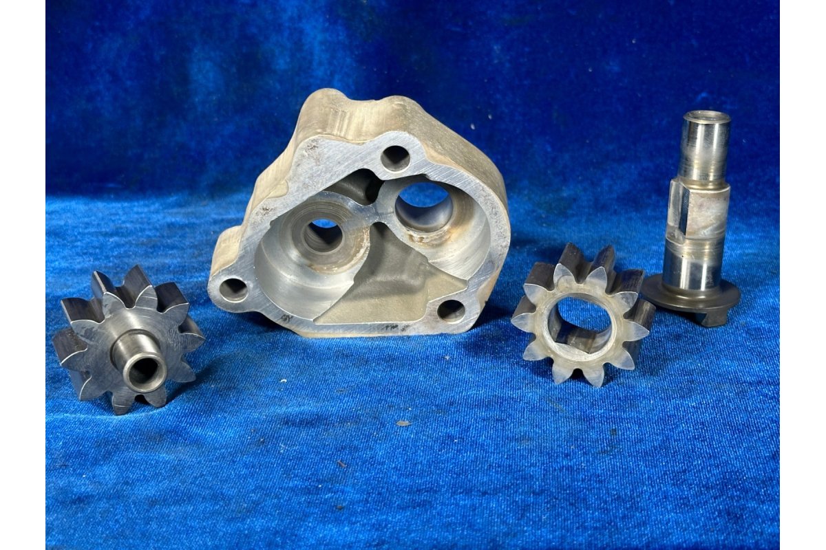 Lycoming OIL PUMP - ENGINE DRIVEN