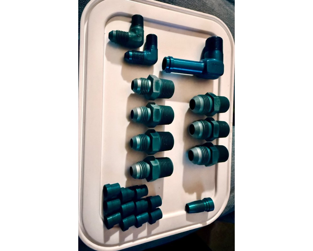 Lot of 22 AN-Aircraft Fittings