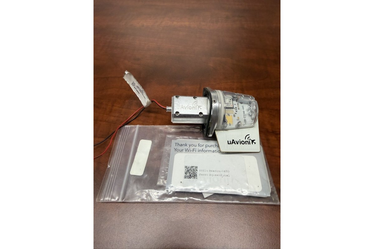 uAvionix TSO TAIL BEACON ADS-B OUT