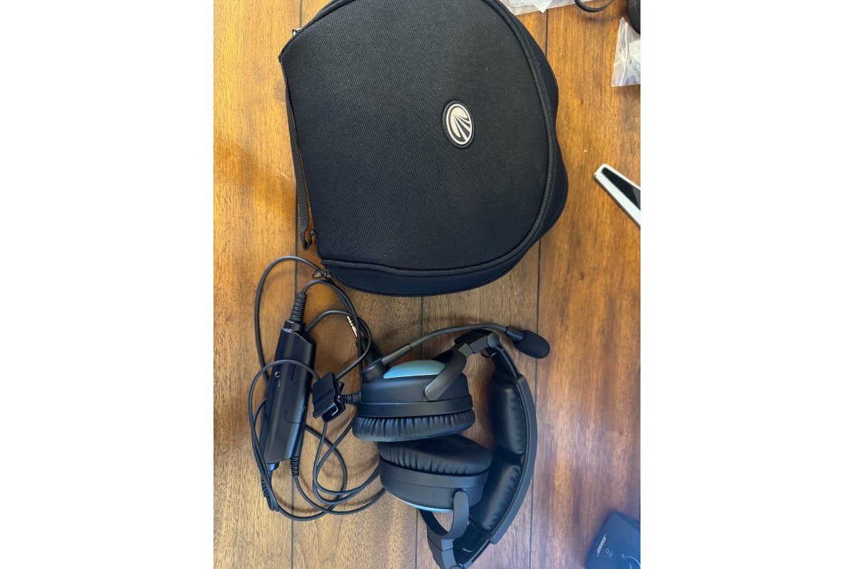 Lightspeed Sierra ANR Aviation Headset -