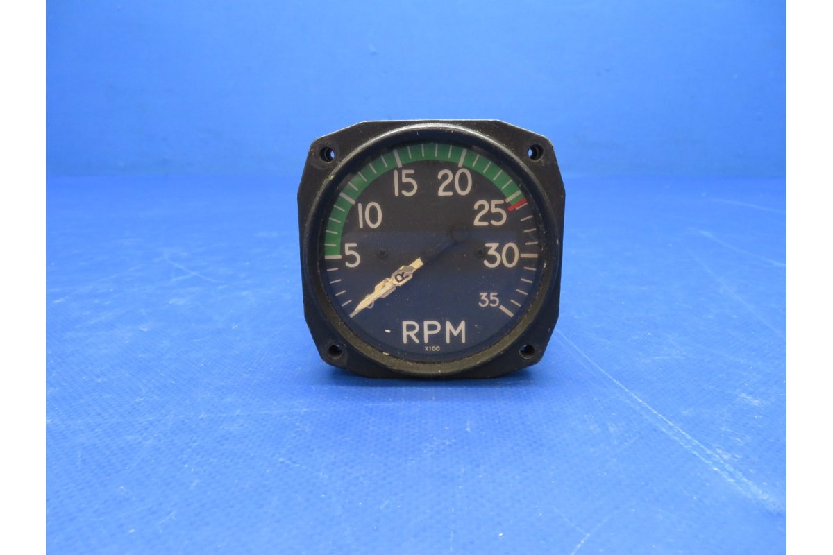 Piper PA-23-250 Cherokee Consolidated Tachometer P