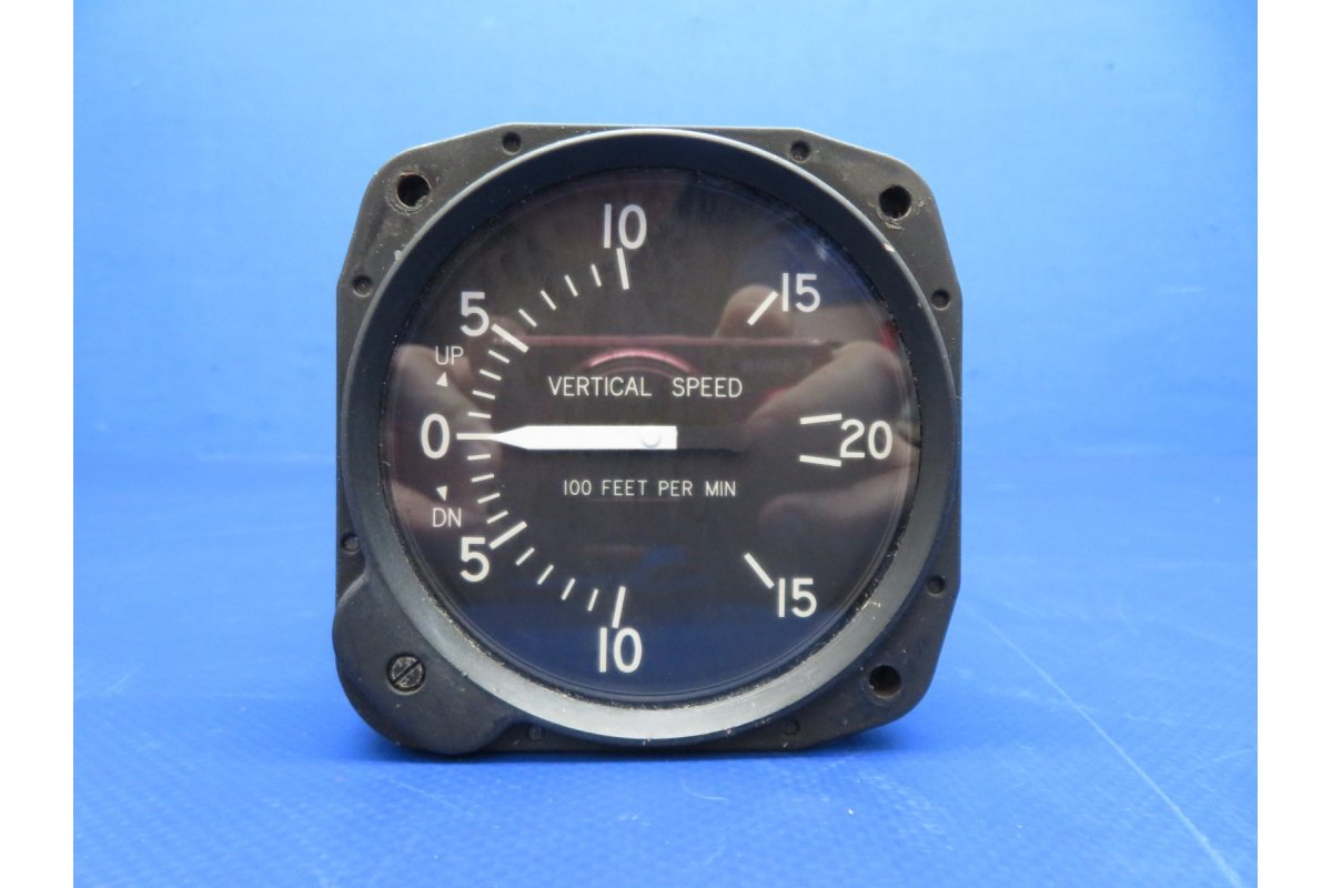 United Insturment Cessna 172M UI Vertical Speed