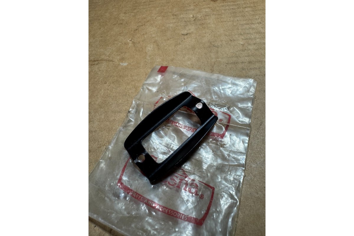 Cessna Switch Guard 270008-1