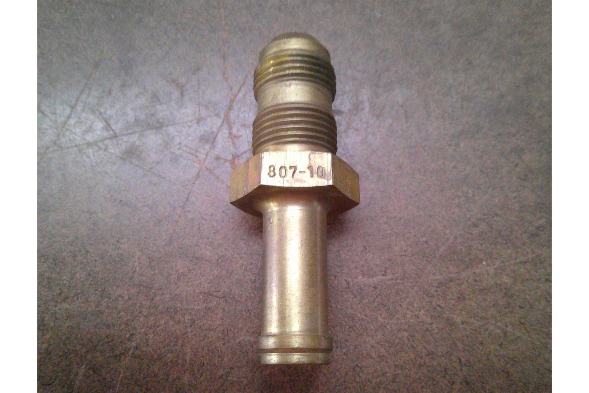 Unbranded Aircraft Tube to Hose Bulkhead