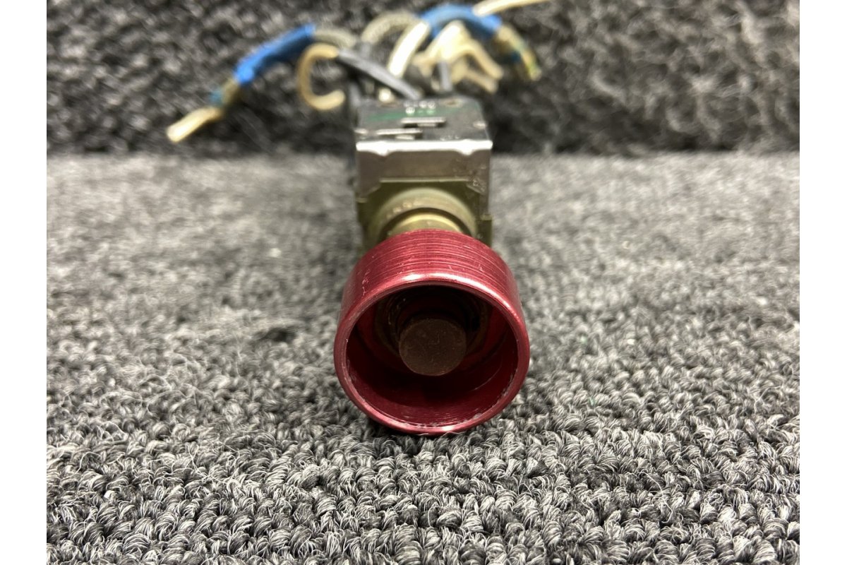 Cessna Aircraft Parts S382-3 (Alt: MS35058-23) Cessna 310Q